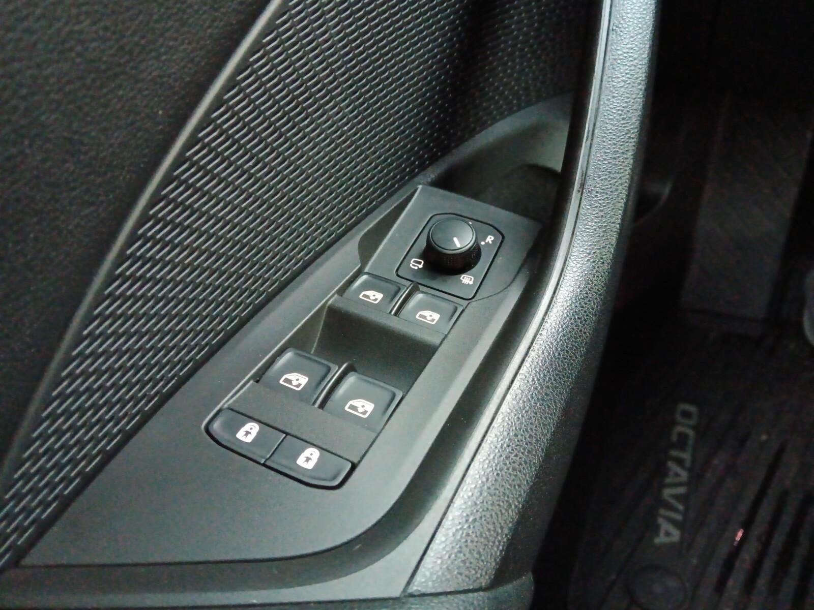 TDI 150KM Style | DSG | Nawigacja | Hak | LED | Martwe pole | FV23% 21