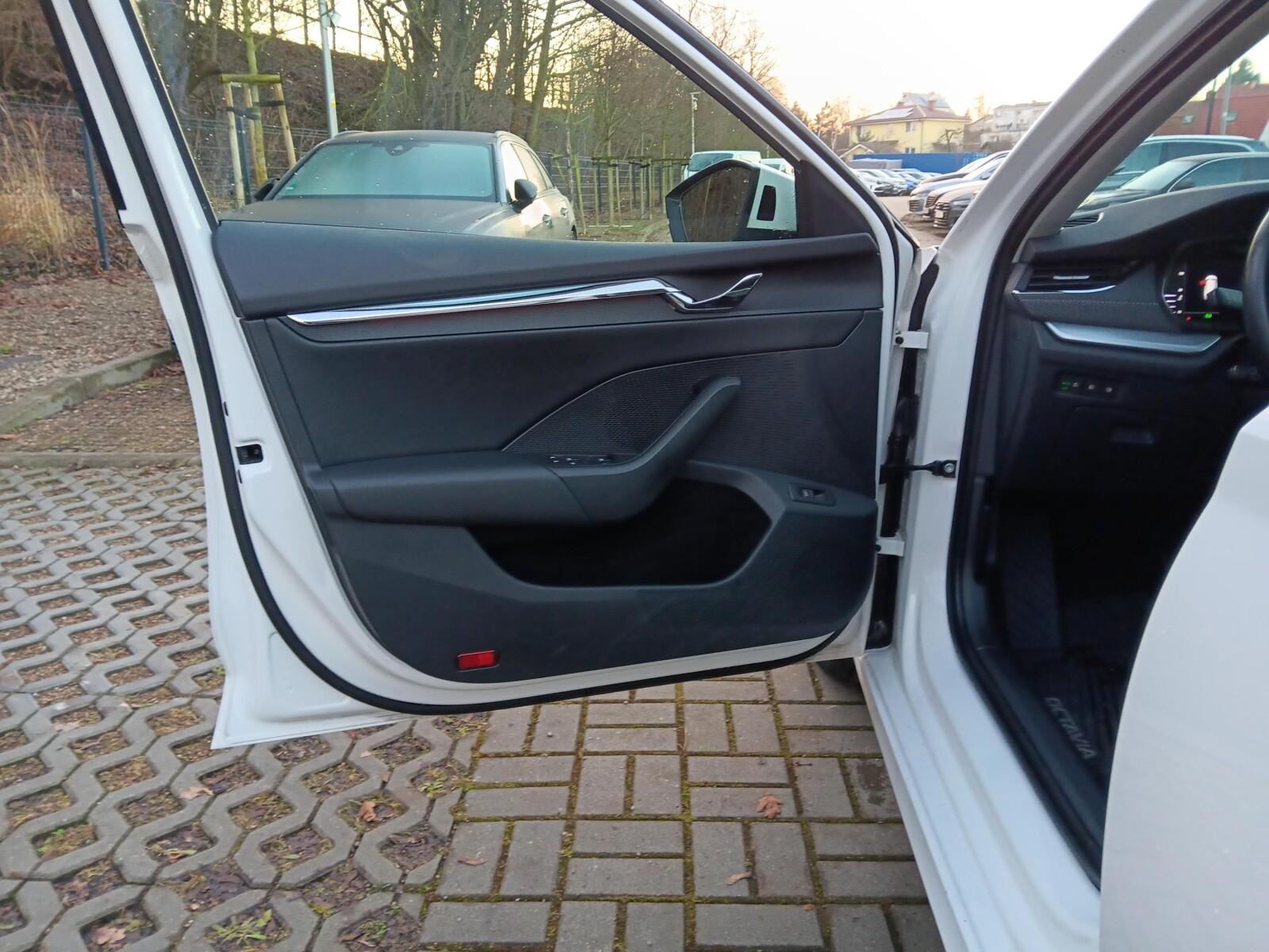 TDI 150KM Style | DSG | Nawigacja | Hak | LED | Martwe pole | FV23% 17
