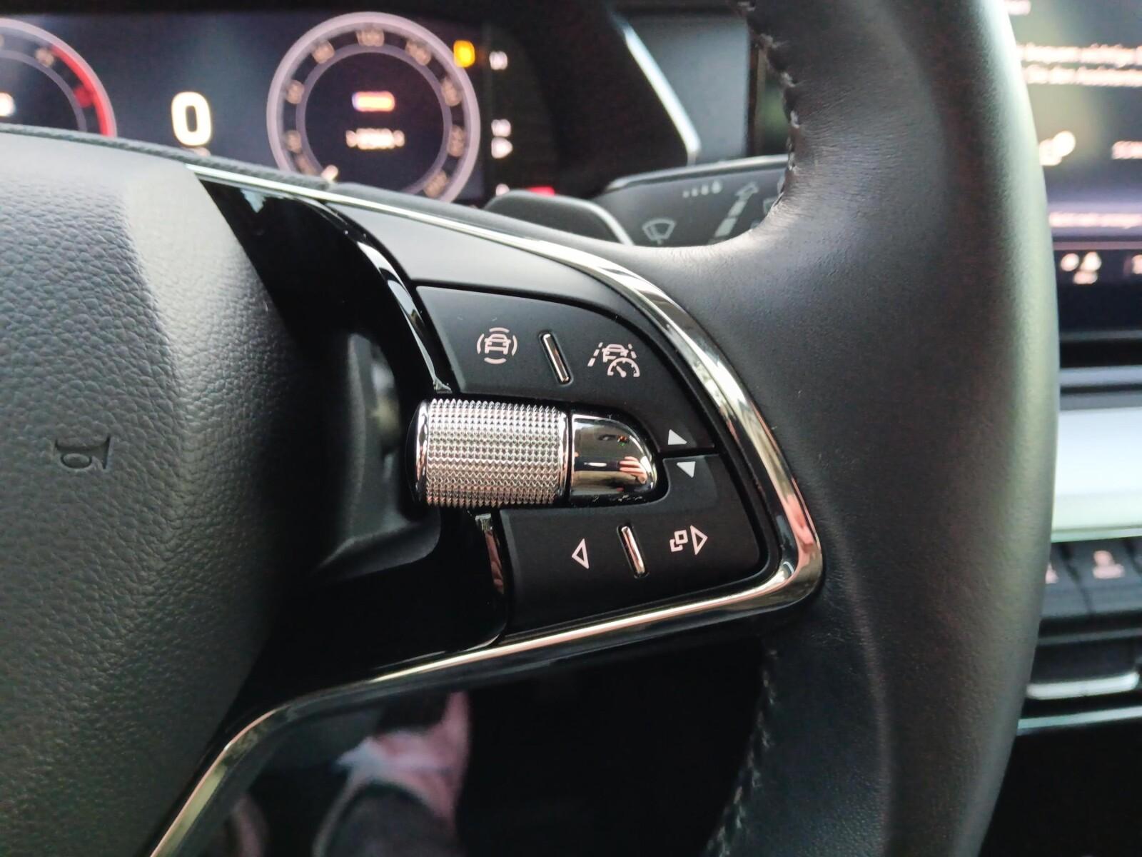 TDI 150KM Style | DSG | Nawigacja | Hak | LED | Martwe pole | FV23% 11