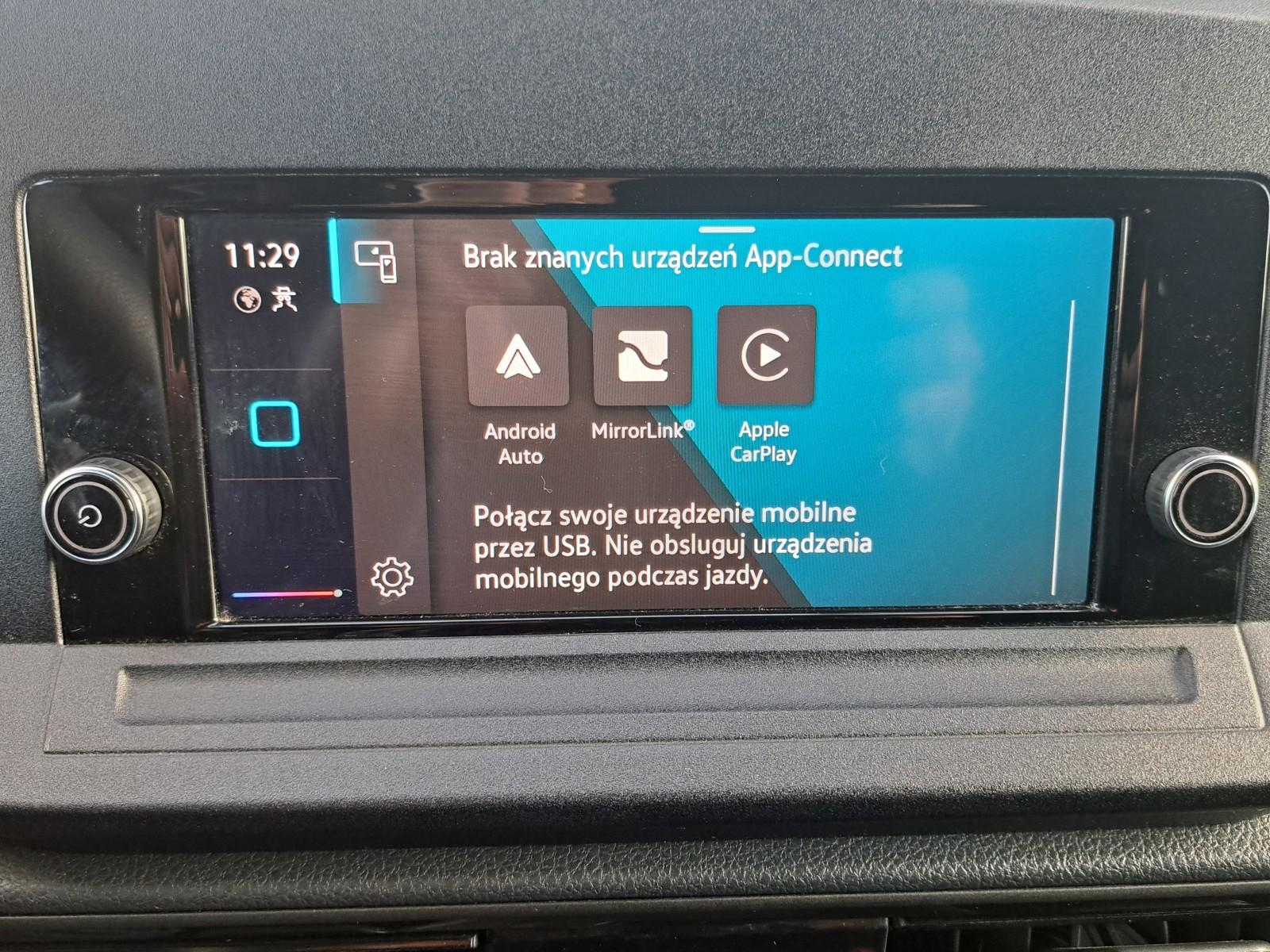 2.0 TDI 102 KM FURGON Start-Stop LED App Salon PL FV23% 13