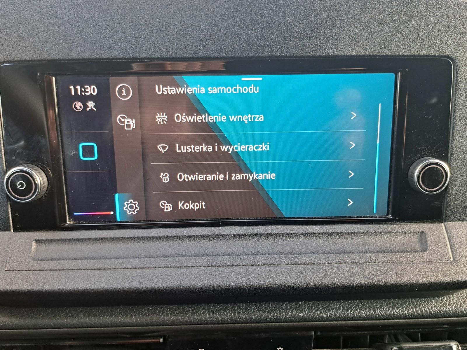2.0 TDI 102 KM FURGON Start-Stop LED App Salon PL FV23% 16