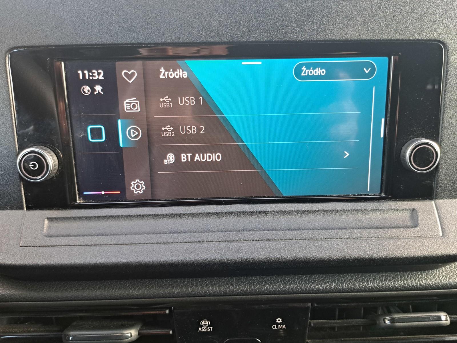 2.0 TDI 102 KM FURGON Start-Stop LED App Salon PL FV23% 19