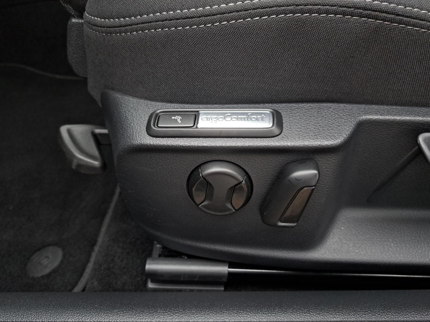 Bussines 2.0TDI 190KM DSG 4Motion Matrix Kamera Hak ACC Czujniki FV23% 11