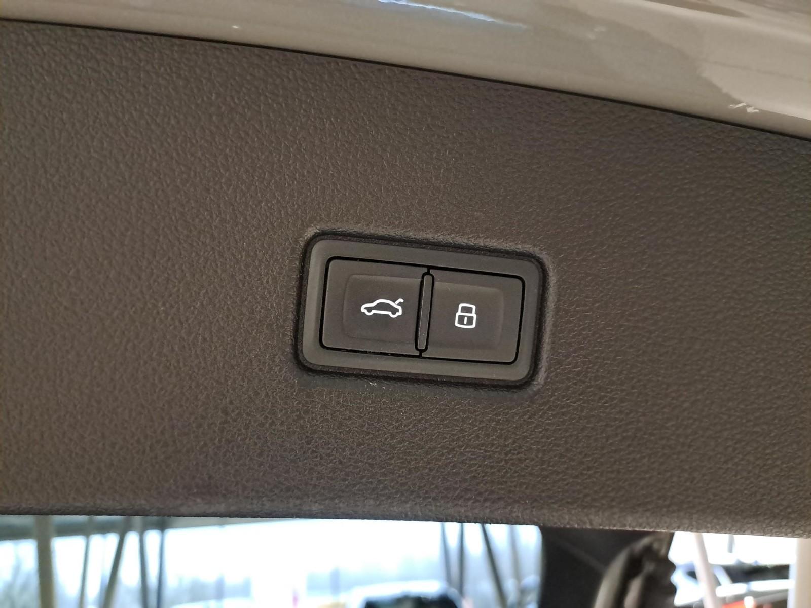 50 TFSI e Quattro S Line S tronic - Hybryda Pełna Automat 4x4 265KM 18