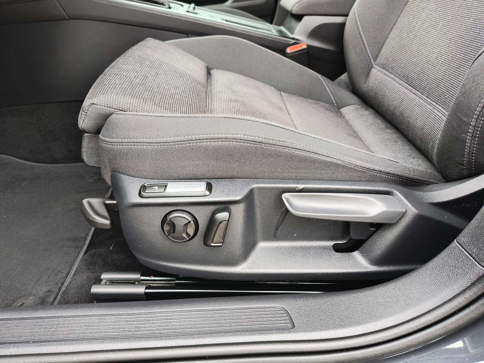 serwis ASO 1.5TSI 150KM bezwypadkowy pakiety App-Connect LED VAT23% 14
