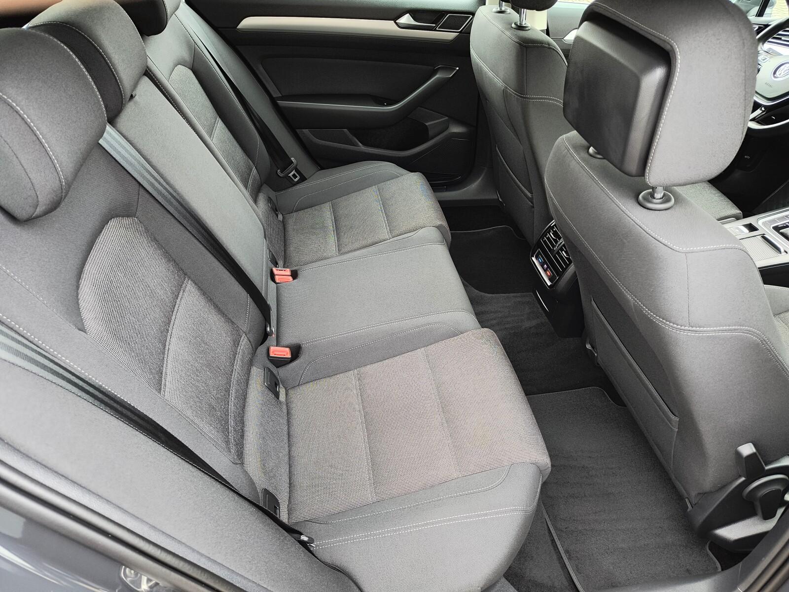 serwis ASO 1.5TSI 150KM bezwypadkowy pakiety App-Connect LED VAT23% 12