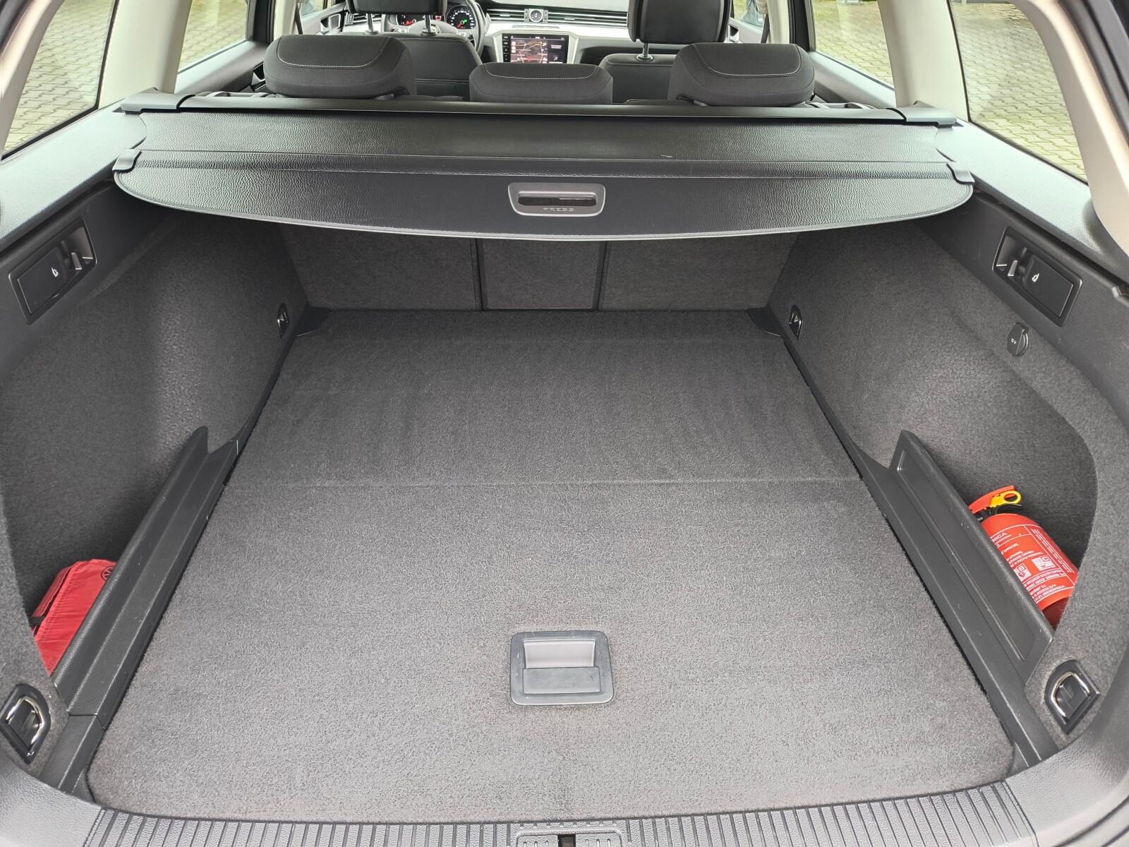 serwis ASO 1.5TSI 150KM bezwypadkowy pakiety App-Connect LED VAT23% 31