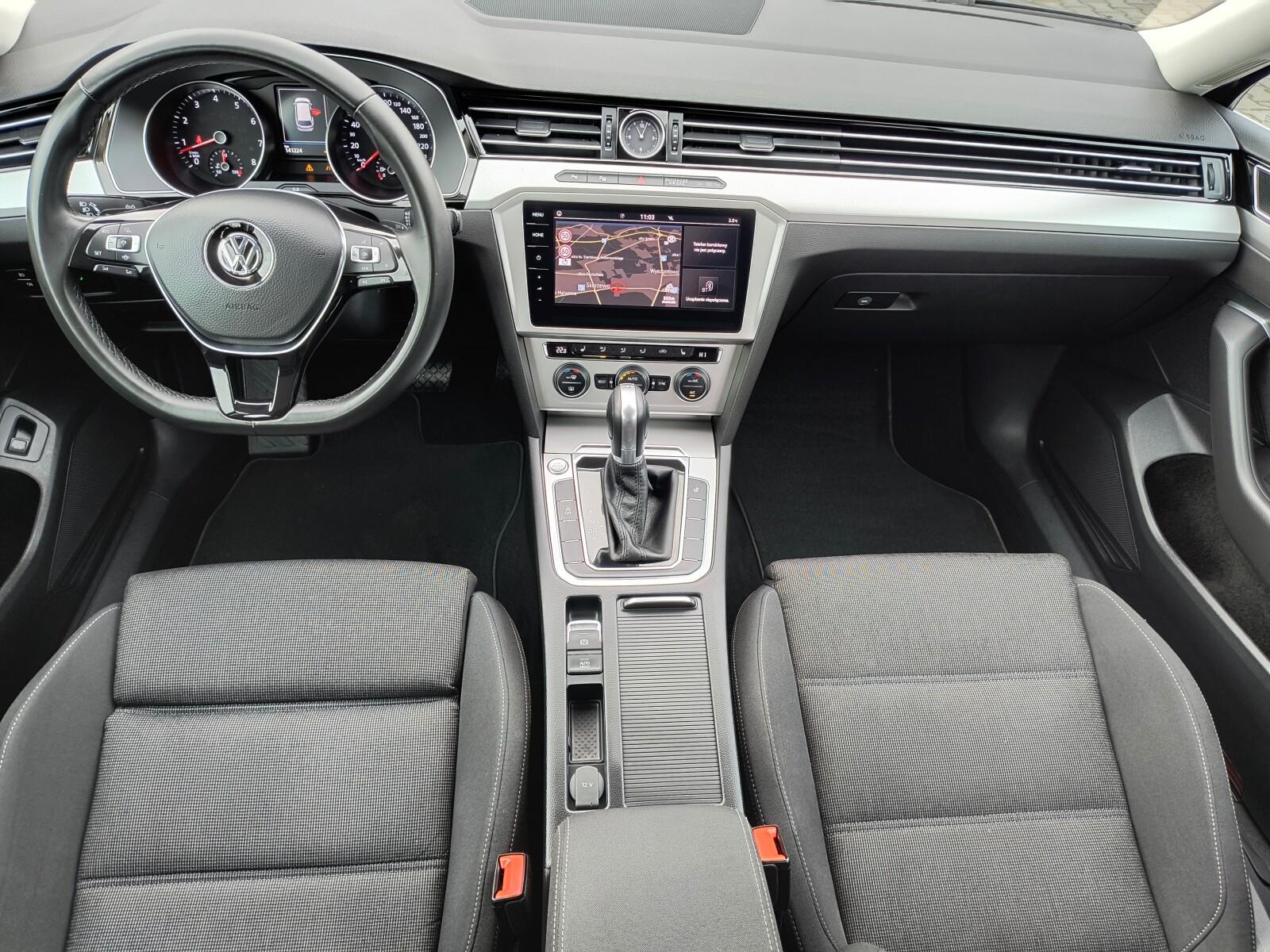 serwis ASO 1.5TSI 150KM bezwypadkowy pakiety App-Connect LED VAT23% 9