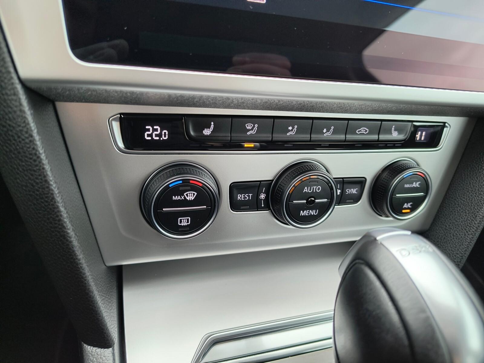 serwis ASO 1.5TSI 150KM bezwypadkowy pakiety App-Connect LED VAT23% 22