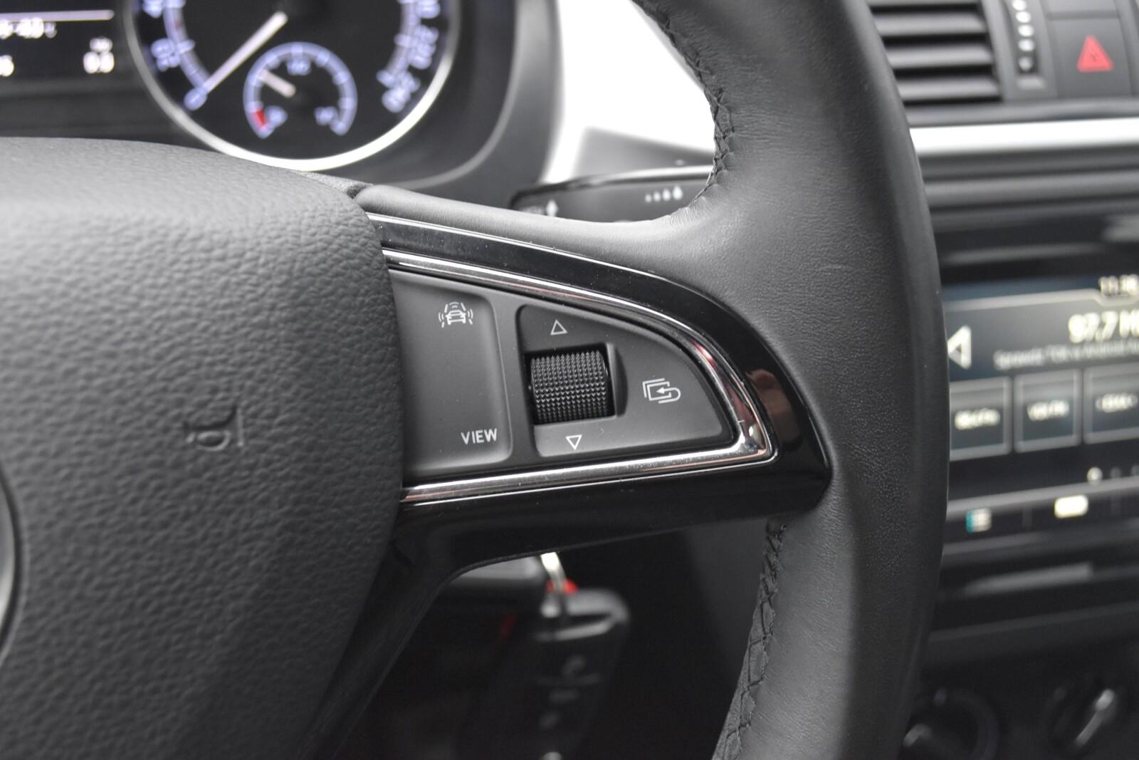 SalonPL 1.0TSI 95KM Ambition Pakiet Audio Limuzyna Czujniki FV23% 21