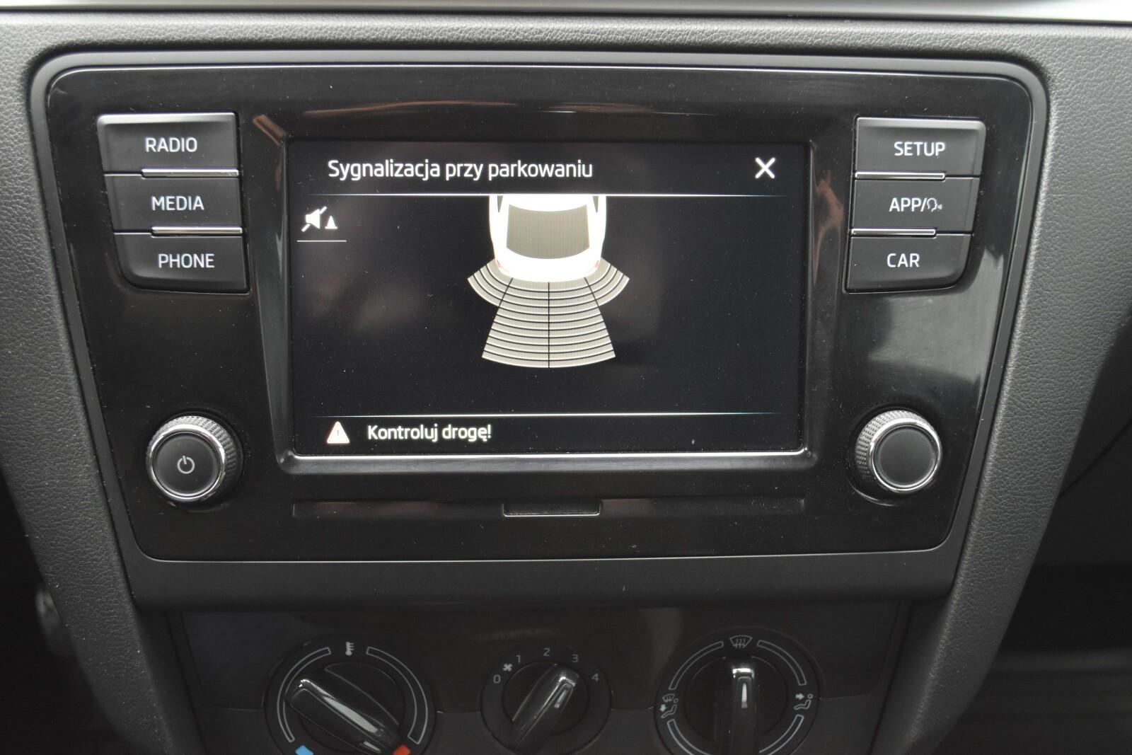 SalonPL 1.0TSI 95KM Ambition Pakiet Audio Limuzyna Czujniki FV23% 14