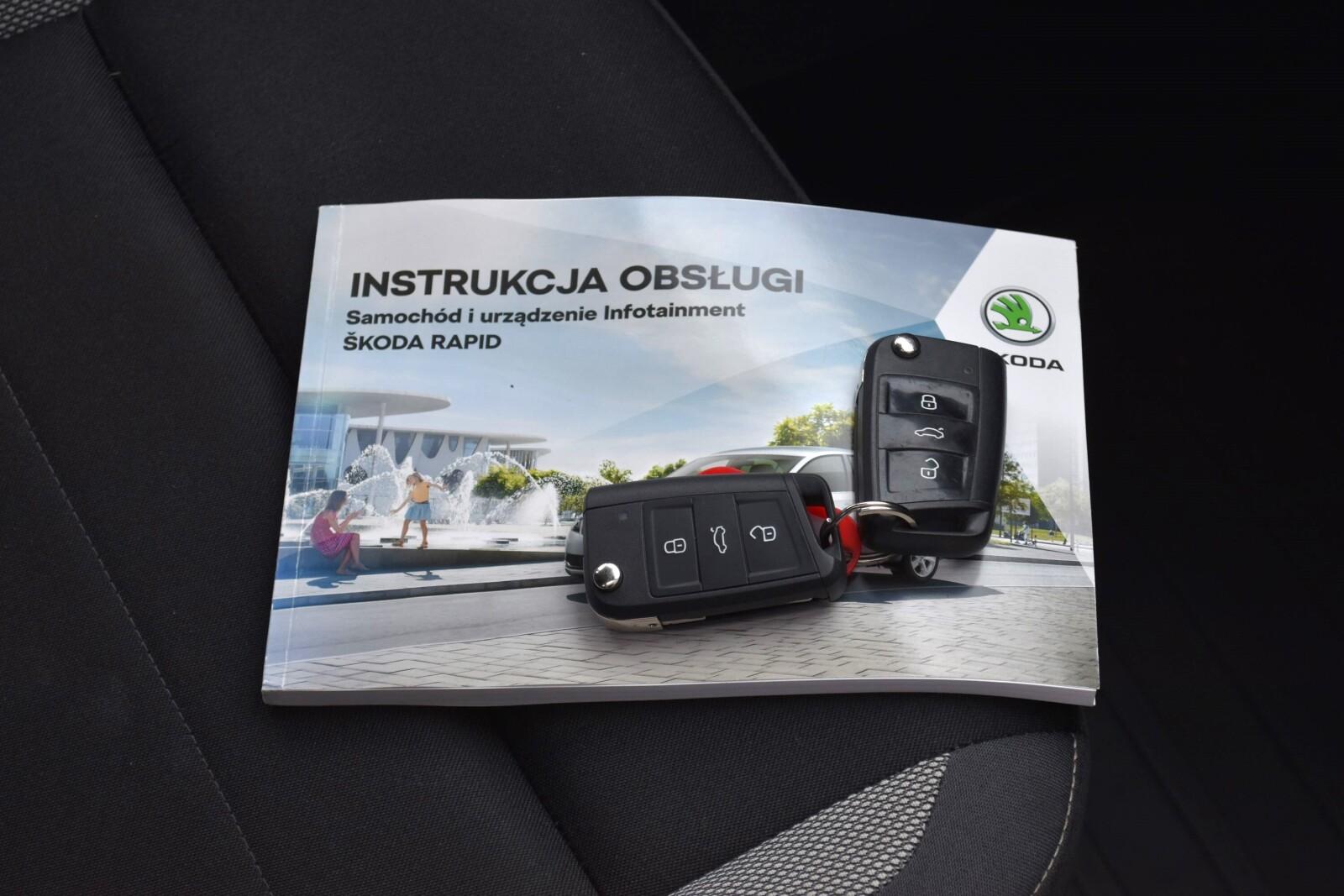 SalonPL 1.0TSI 95KM Ambition Pakiet Audio Limuzyna Czujniki FV23% 31