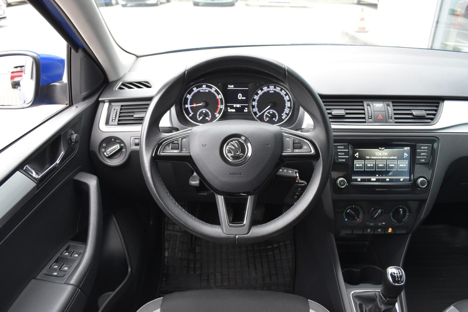 SalonPL 1.0TSI 95KM Ambition Pakiet Audio Limuzyna Czujniki FV23% 12