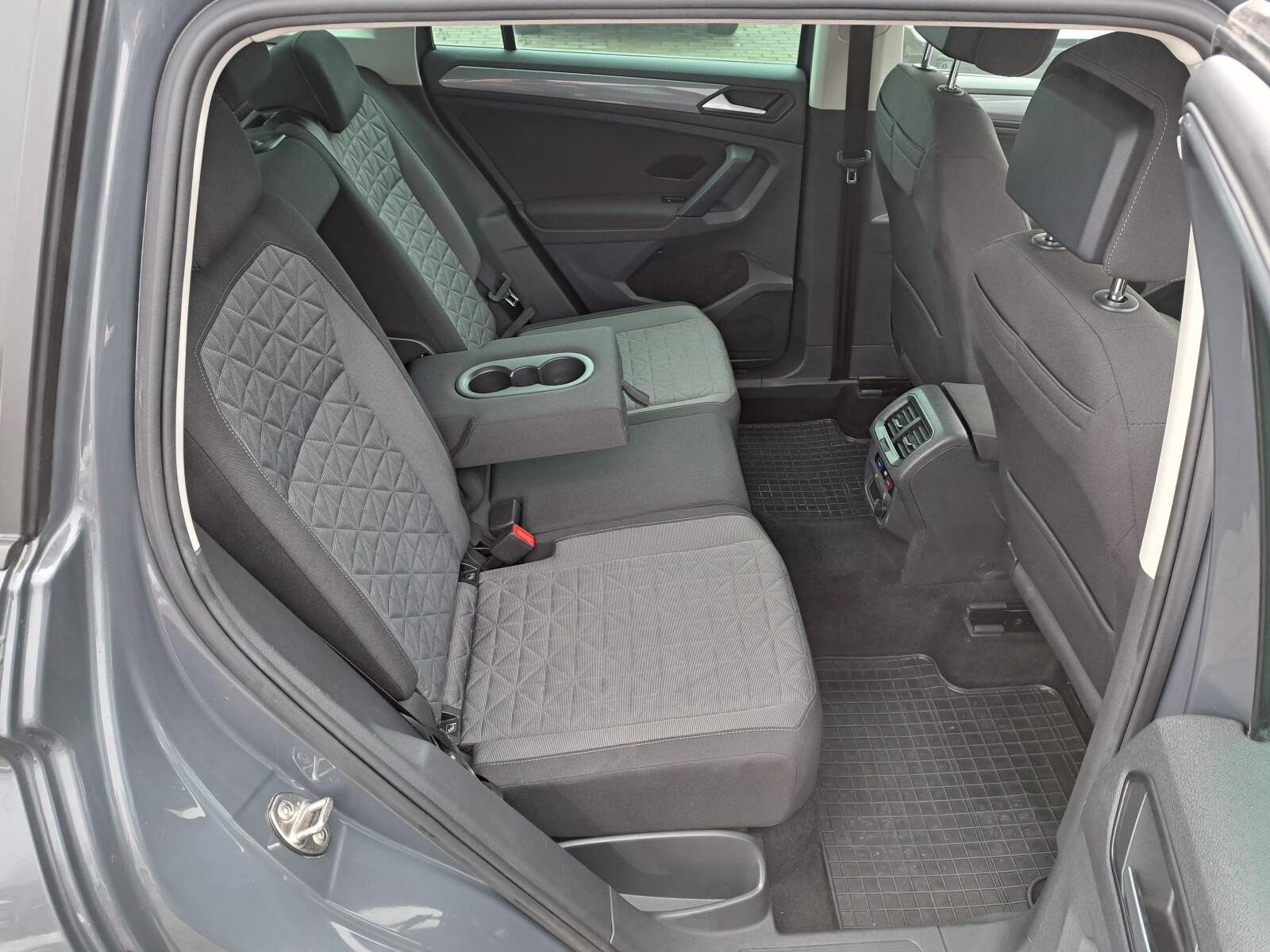 Keyless Lane Assist Nawigacja Reflektory LED App Kamera Gwarancja 28