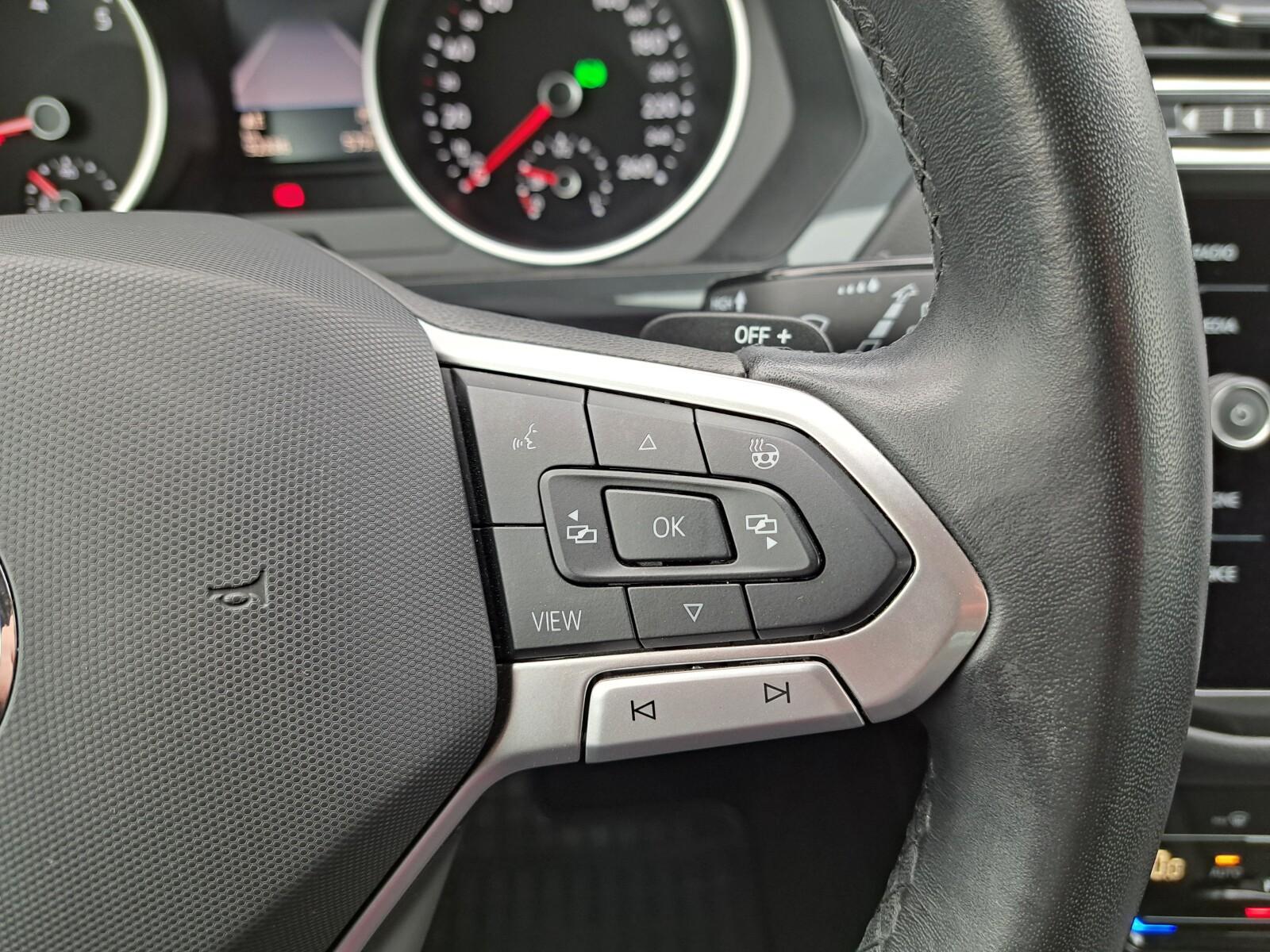 Keyless Lane Assist Nawigacja Reflektory LED App Kamera Gwarancja 13