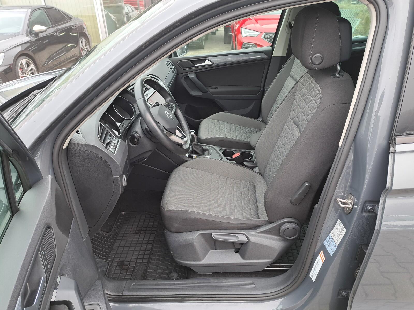 Keyless Lane Assist Nawigacja Reflektory LED App Kamera Gwarancja 22