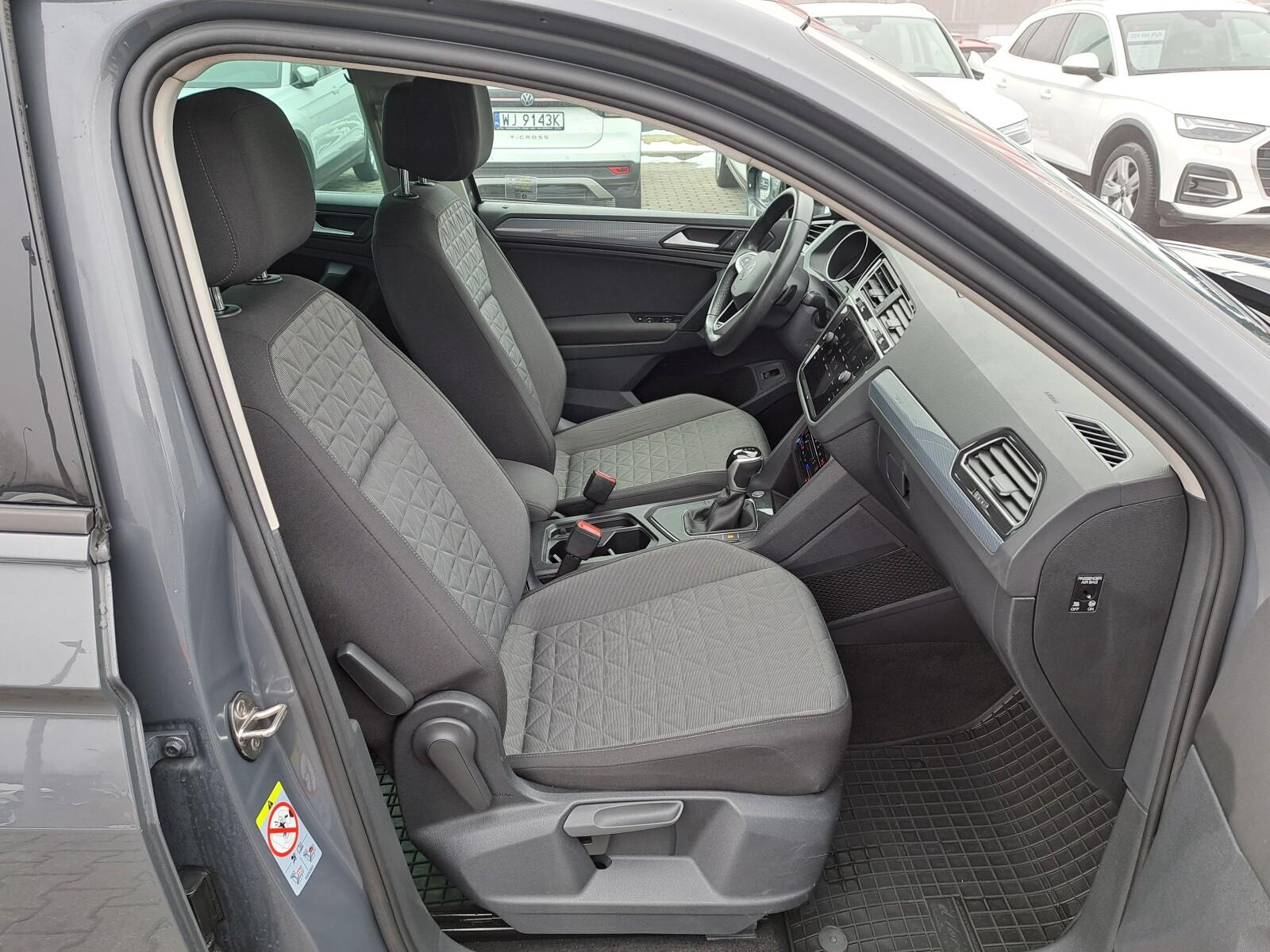 Keyless Lane Assist Nawigacja Reflektory LED App Kamera Gwarancja 29