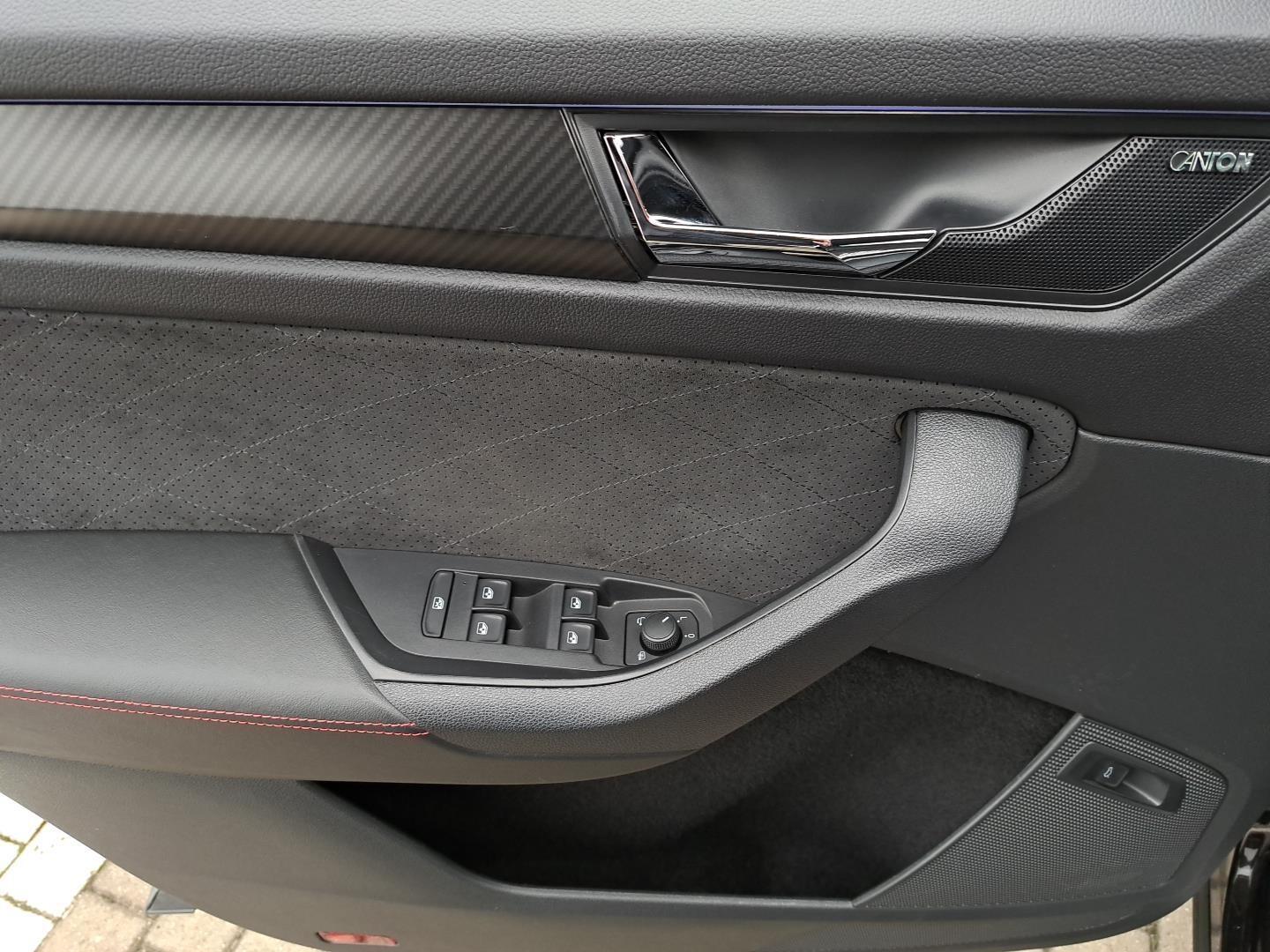 2.0Bi-TDI 240KM DSG 4x4 RS HAK Canton Kamera360 LED El.Klapa 20" FV23% 14