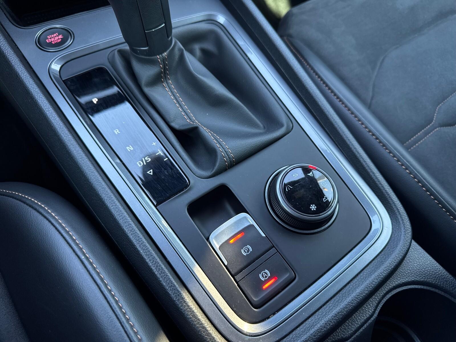 4Drive App Keyless Kamera 360 LED Tempomat Nawigacja 35
