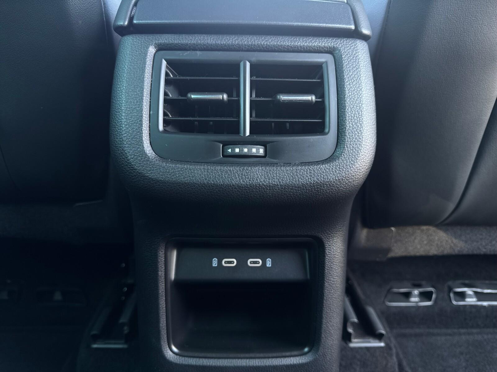 4Drive App Keyless Kamera 360 LED Tempomat Nawigacja 37