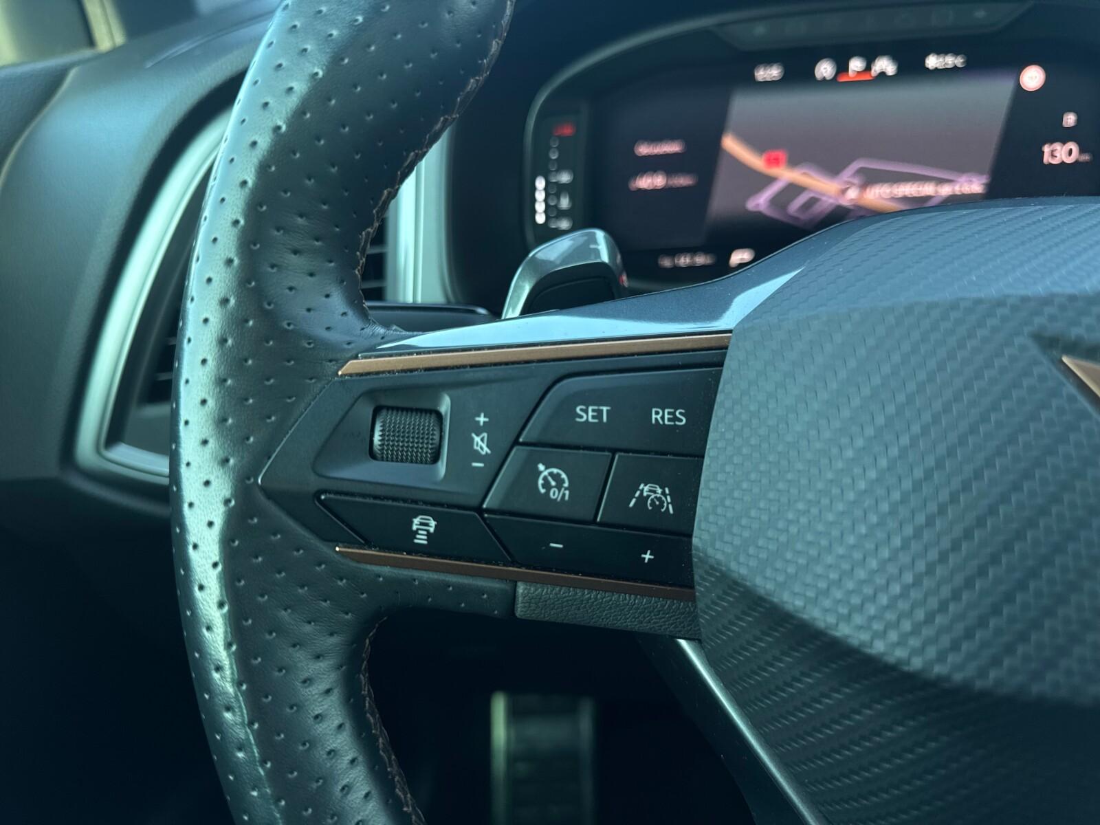 4Drive App Keyless Kamera 360 LED Tempomat Nawigacja 13