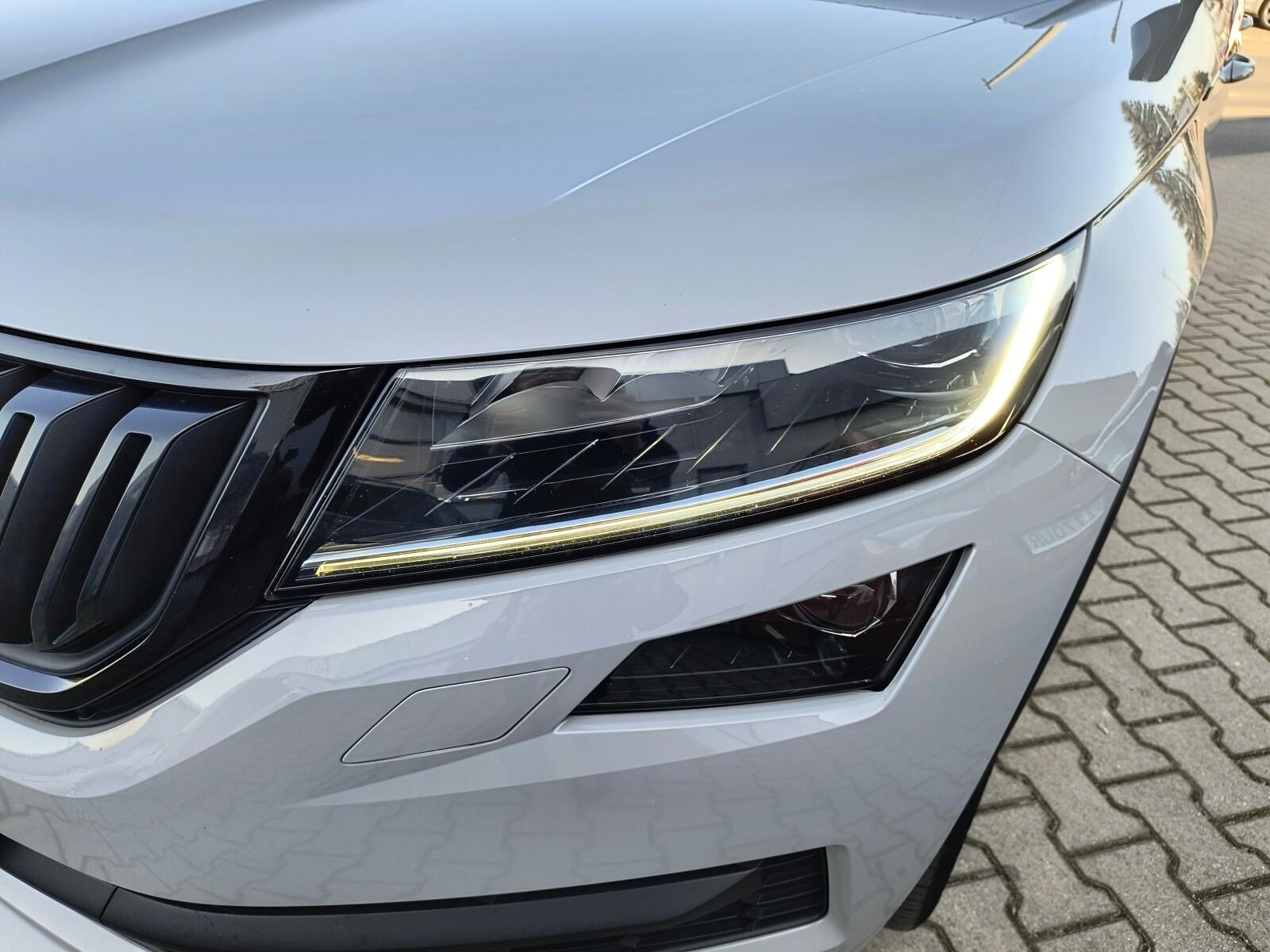 4x4 serwis ASO 2.0TDI 200KM bezwypadkowy pakiety virtual LED VAT23% 9