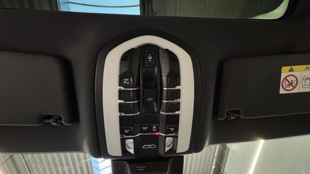 4x4 | LED Porsche | PSM | Panorama | Apple CarPlay |Salon PL|FaVAT23% 32