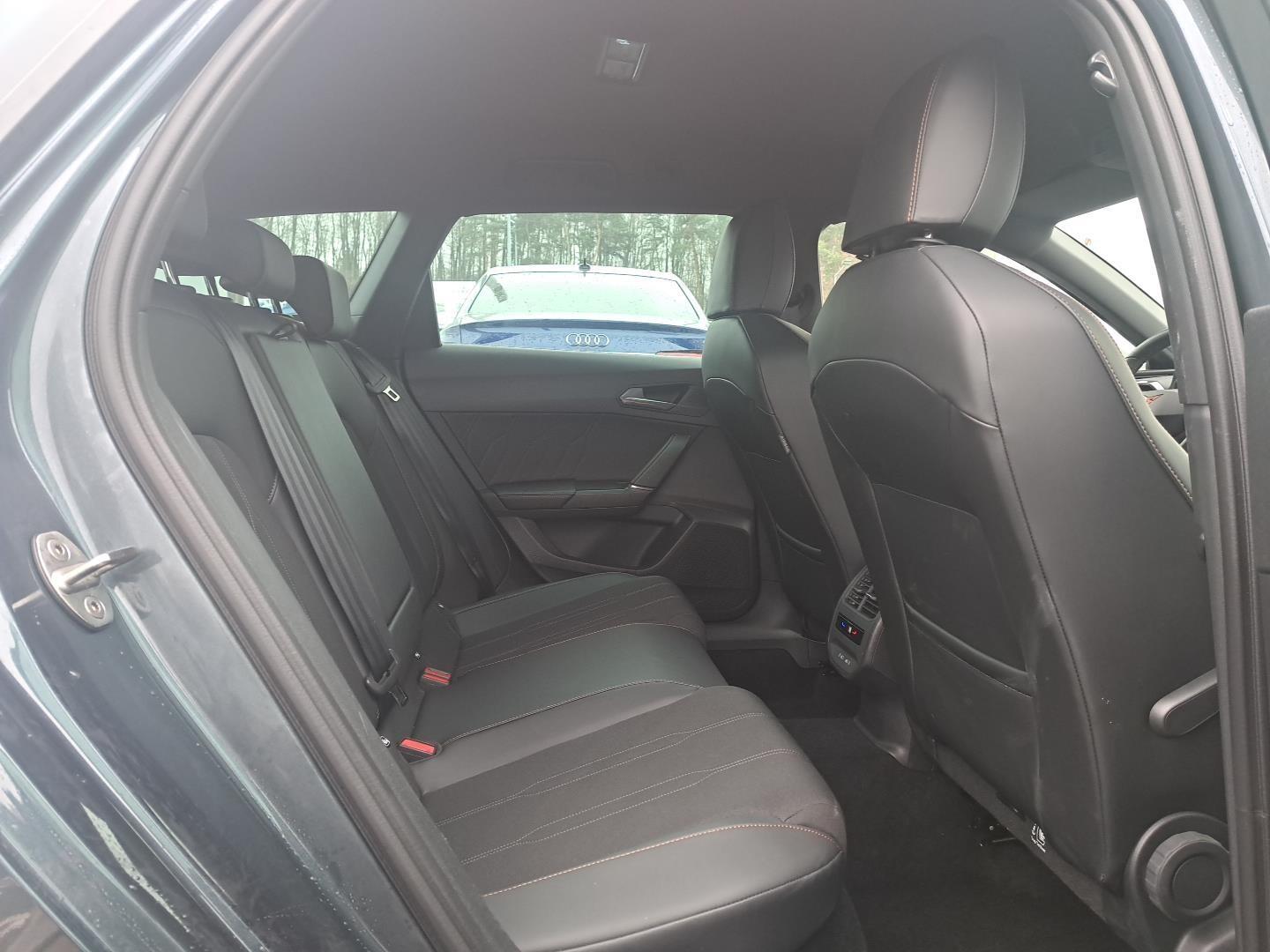 Cupra Leon Sportstourer ST 190KM 11