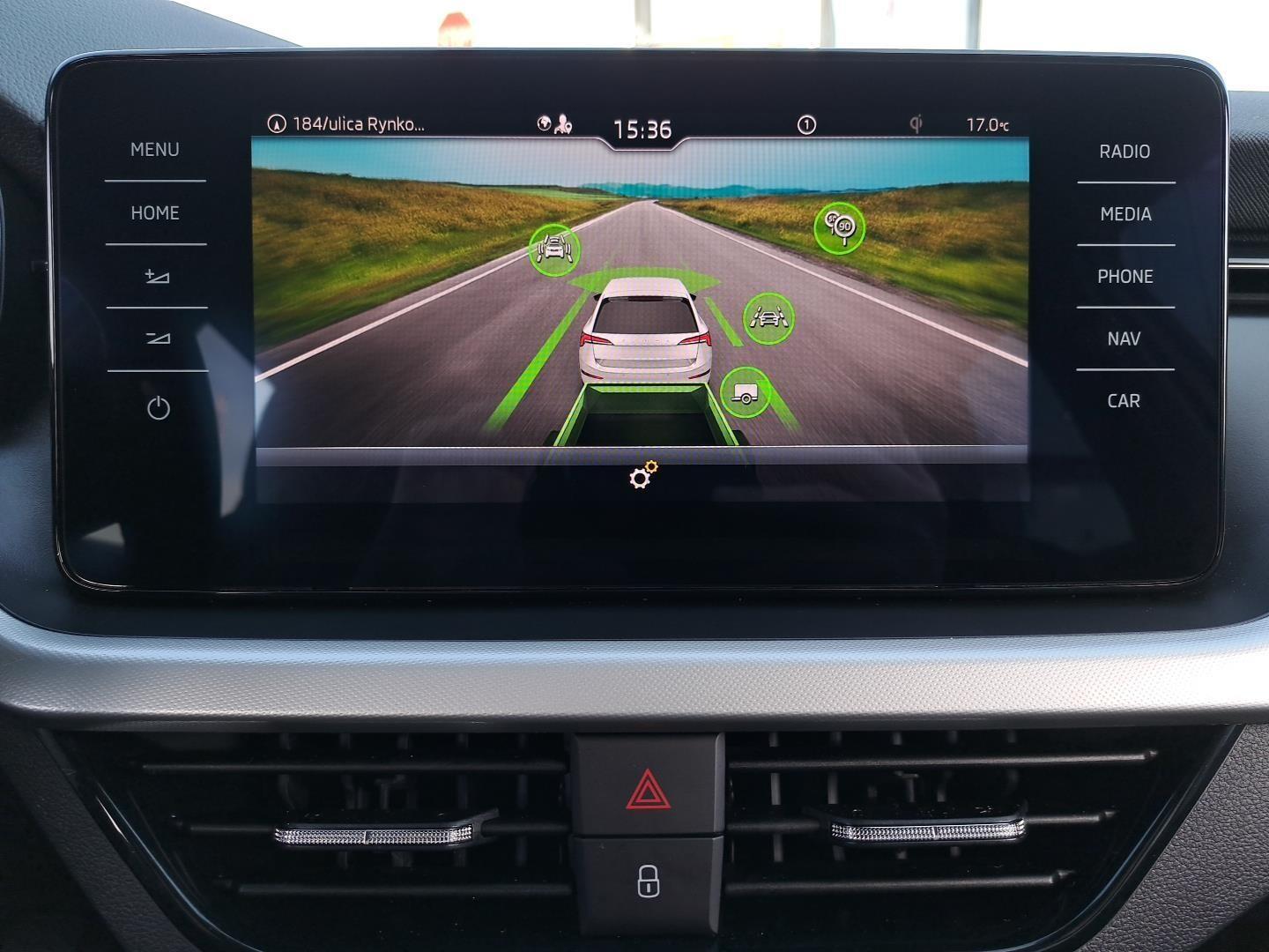 1.0TSI 115KM Ambition Drive Virtual Podgrzew.Fot LED Alu16' Bezwypadek 25