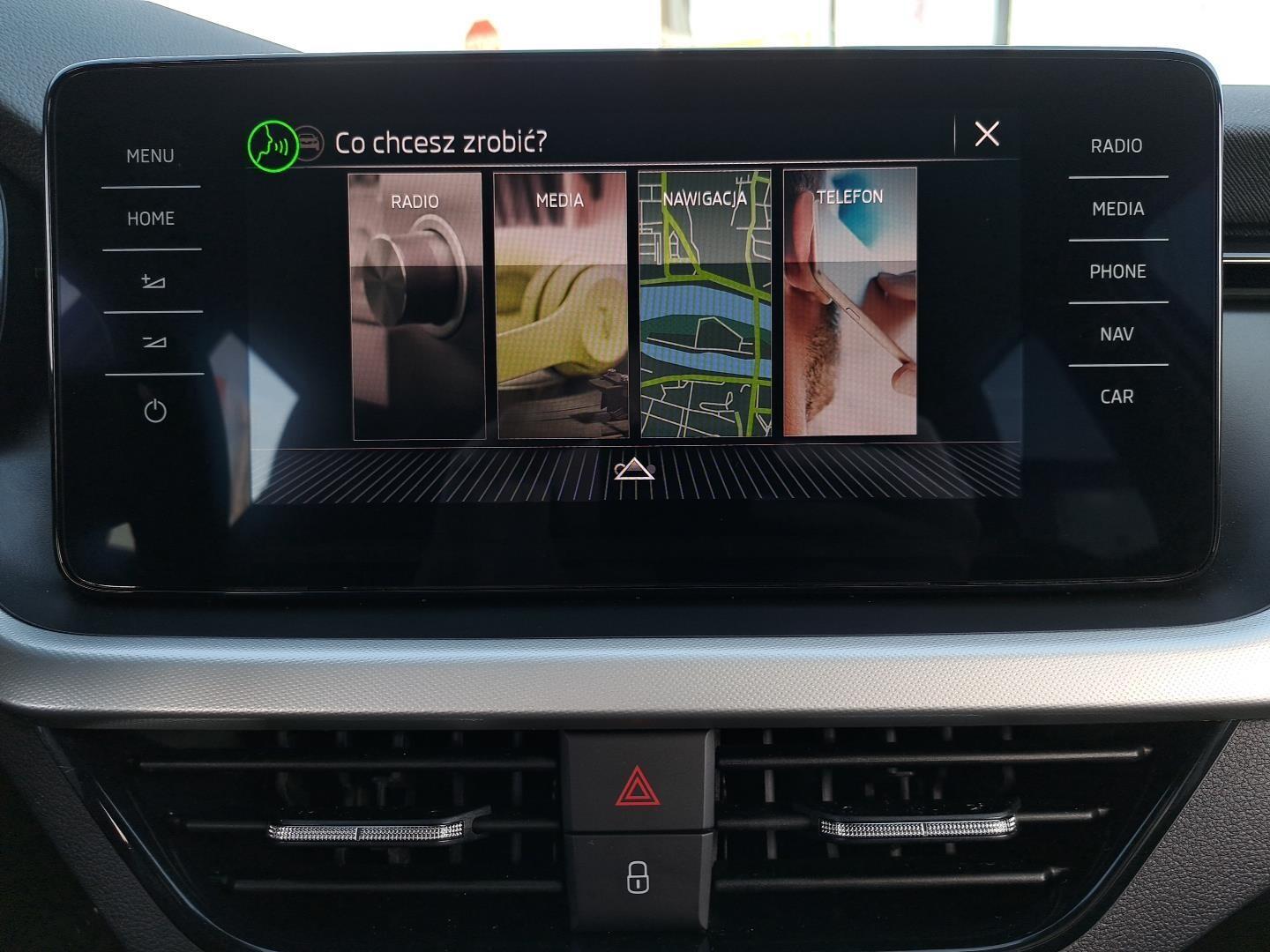 1.0TSI 115KM Ambition Drive Virtual Podgrzew.Fot LED Alu16' Bezwypadek 30