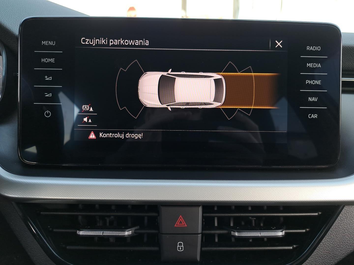 1.0TSI 115KM Ambition Drive Virtual Podgrzew.Fot LED Alu16' Bezwypadek 29