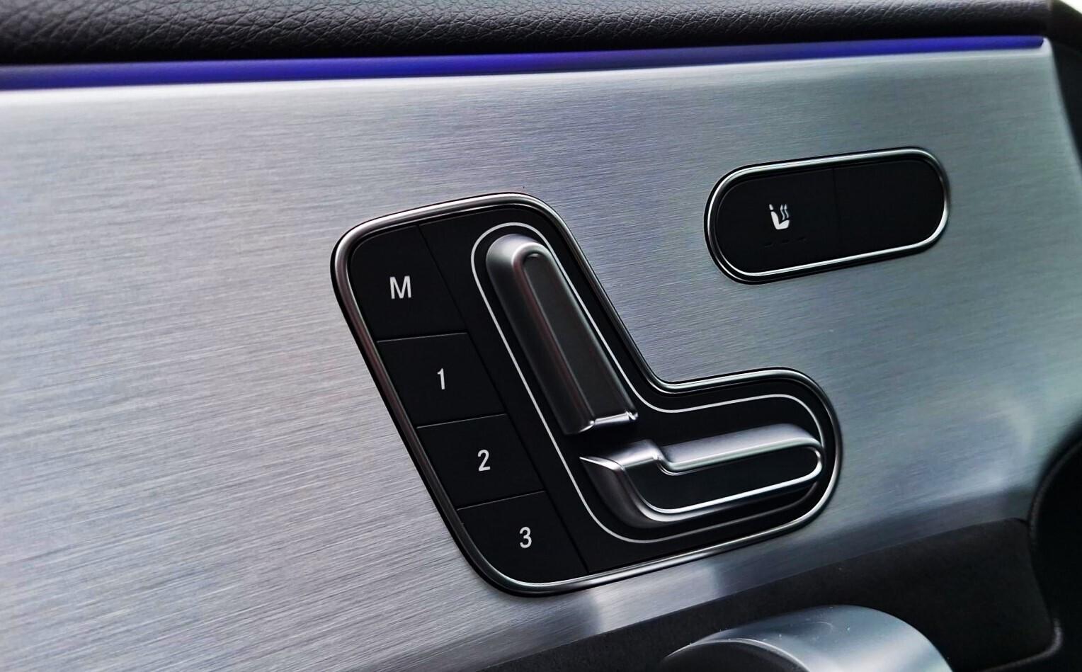 A220 4-Matic 7G-DCT 190KM Ambient/Head-Up/Keyless/Kamera360/CarPlay 8
