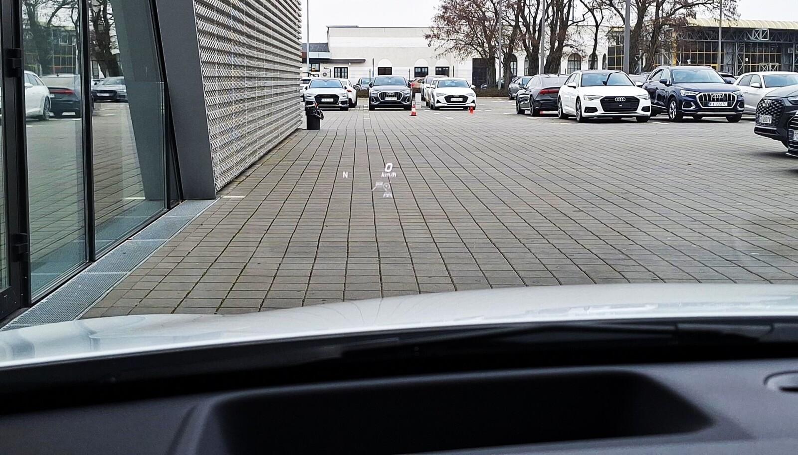 A220 4-Matic 7G-DCT 190KM Ambient/Head-Up/Keyless/Kamera360/CarPlay 25