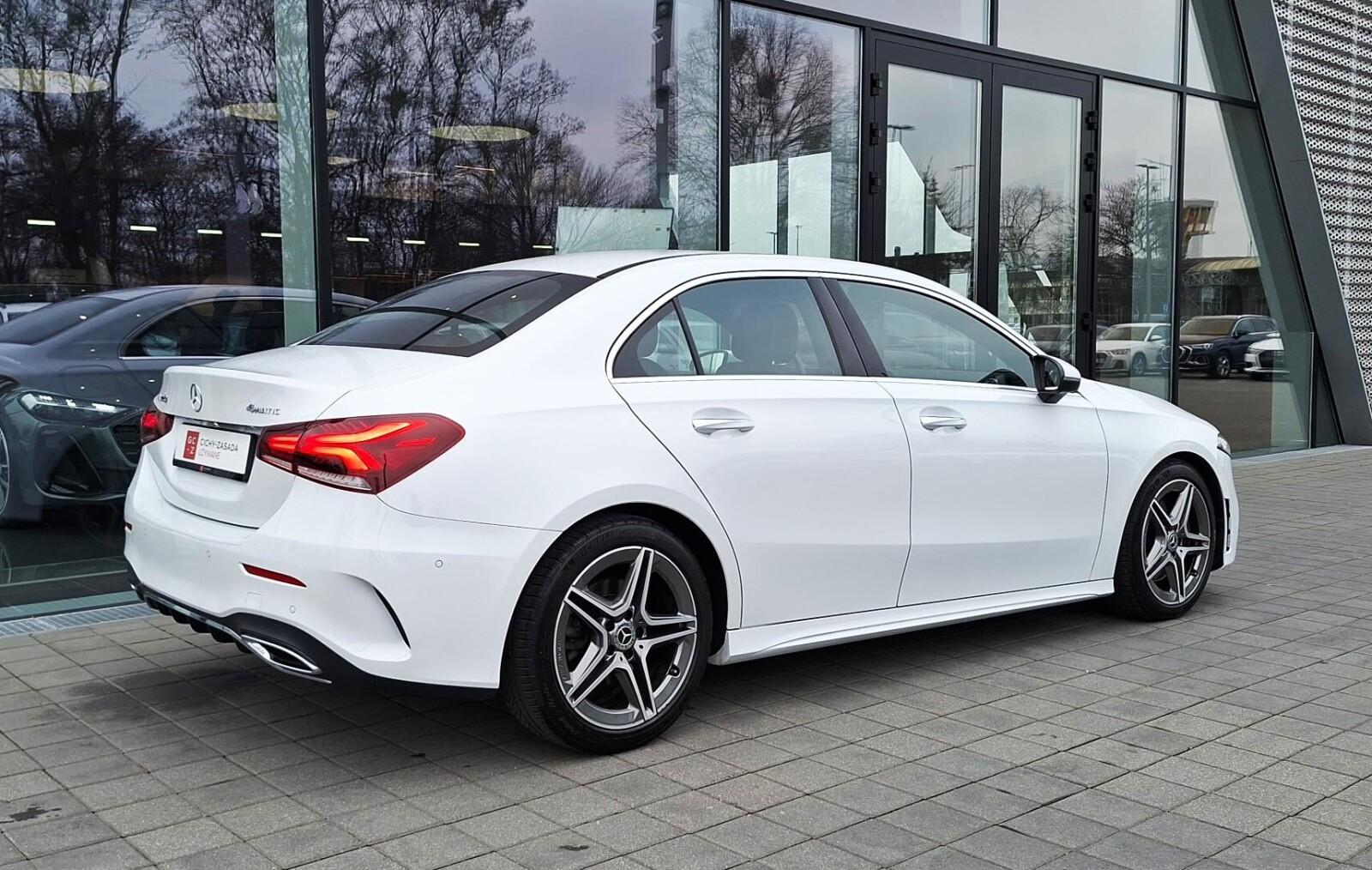 A220 4-Matic 7G-DCT 190KM Ambient/Head-Up/Keyless/Kamera360/CarPlay 30