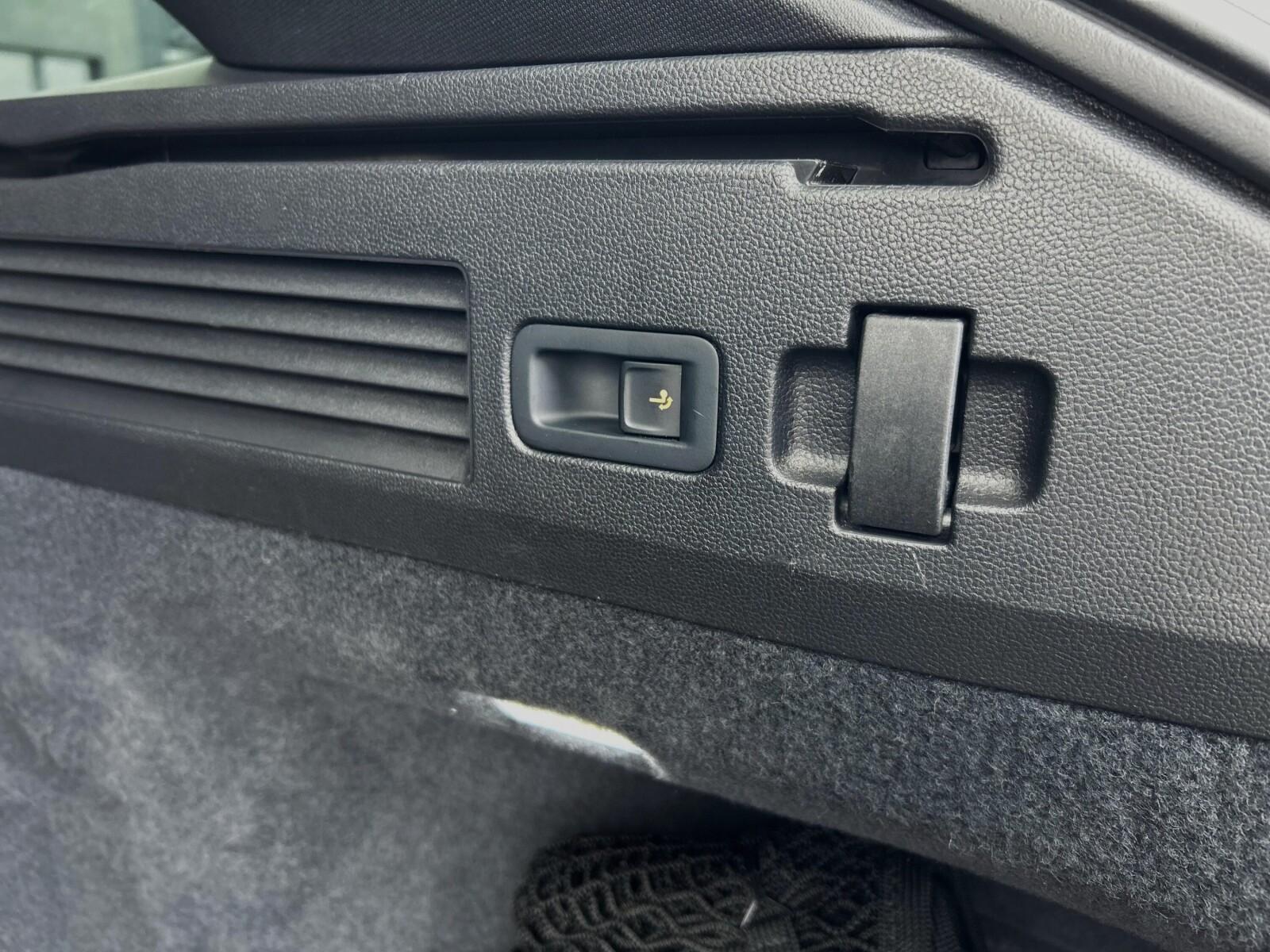 2.0TSI 280KM R-Line 4Motion Hak Webasto Panorama SerwisASO FV23 32