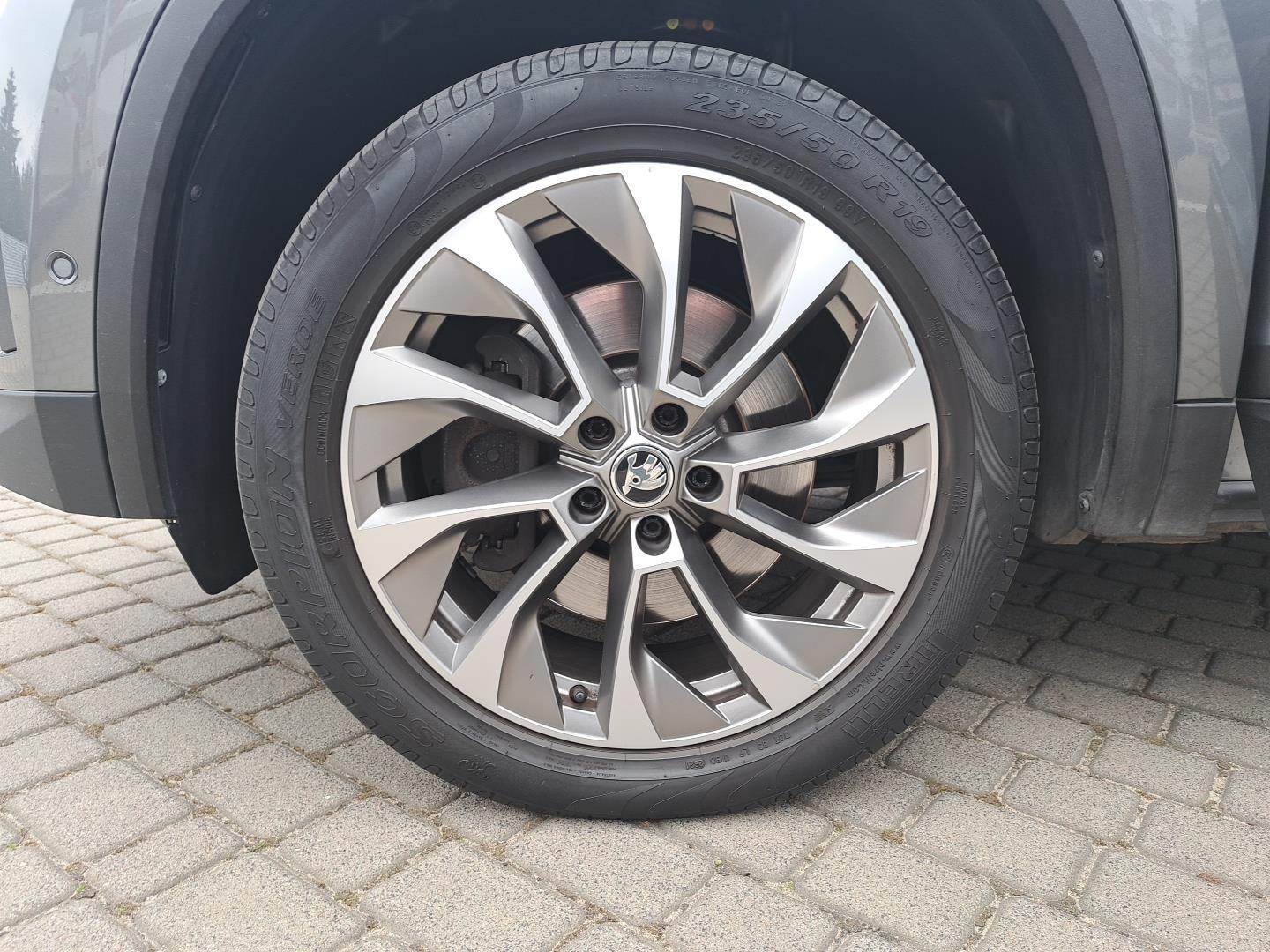 Clever 2.0TDI 200KM 7os. DSG 4x4 LED Matrix Kamera HAK Virtual FV23 37
