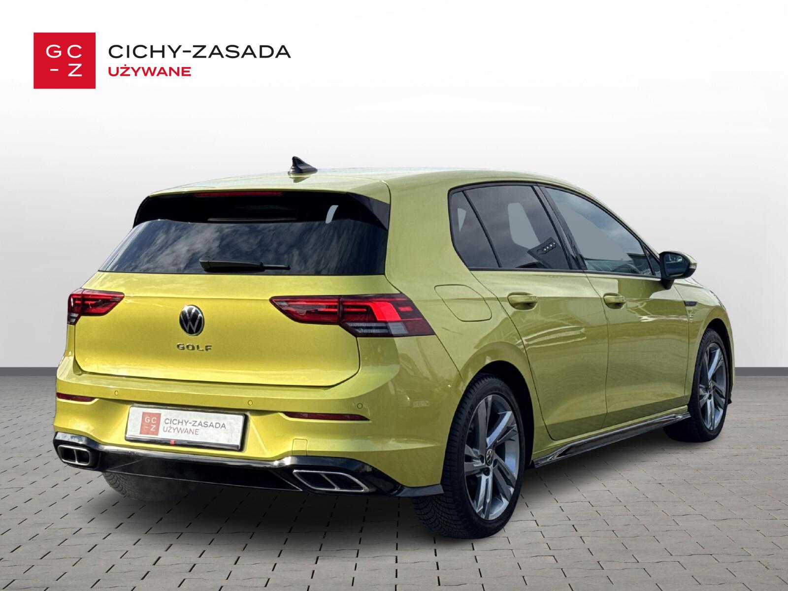 Keyless Cyfrowe zegary Nawigacja Reflektory LED Tempomat App 4