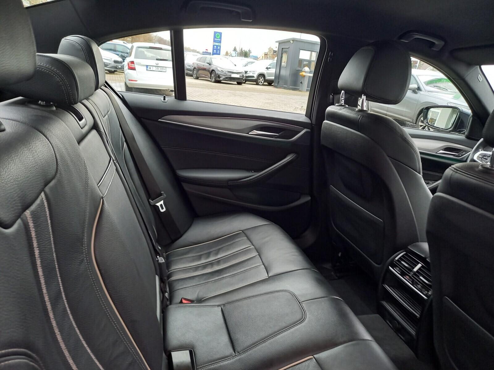 BMW 530 530i 252KM Steptronic xDrive M Sport Salon Polska 23
