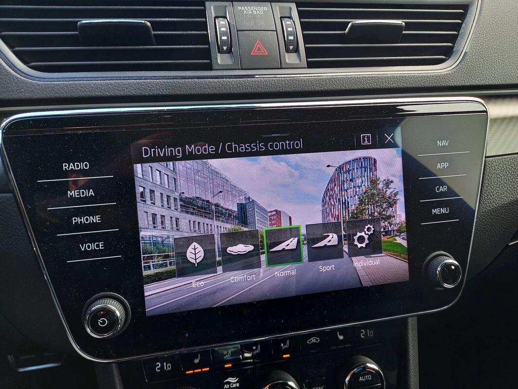2.0TSI 190KM DSG Wersja Sportline Salon Polska 27