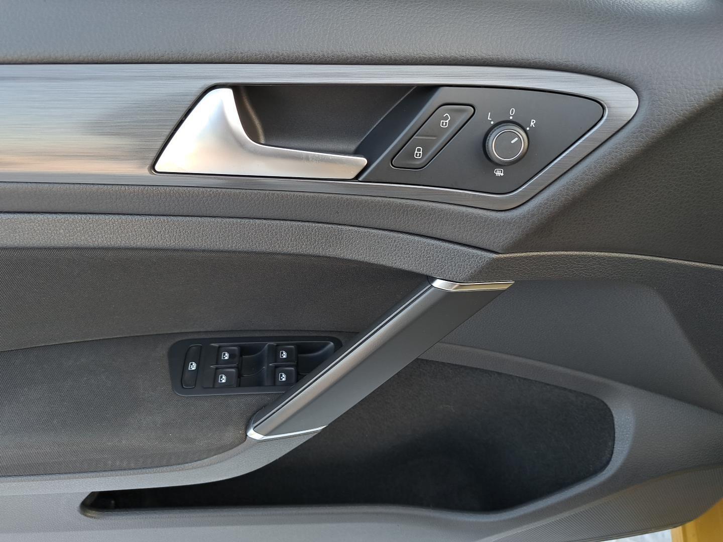 SalonPL 1.4TSI 125KM Comfortline LED ACC Czuj.Park Podgrzew.Fot ASO 12