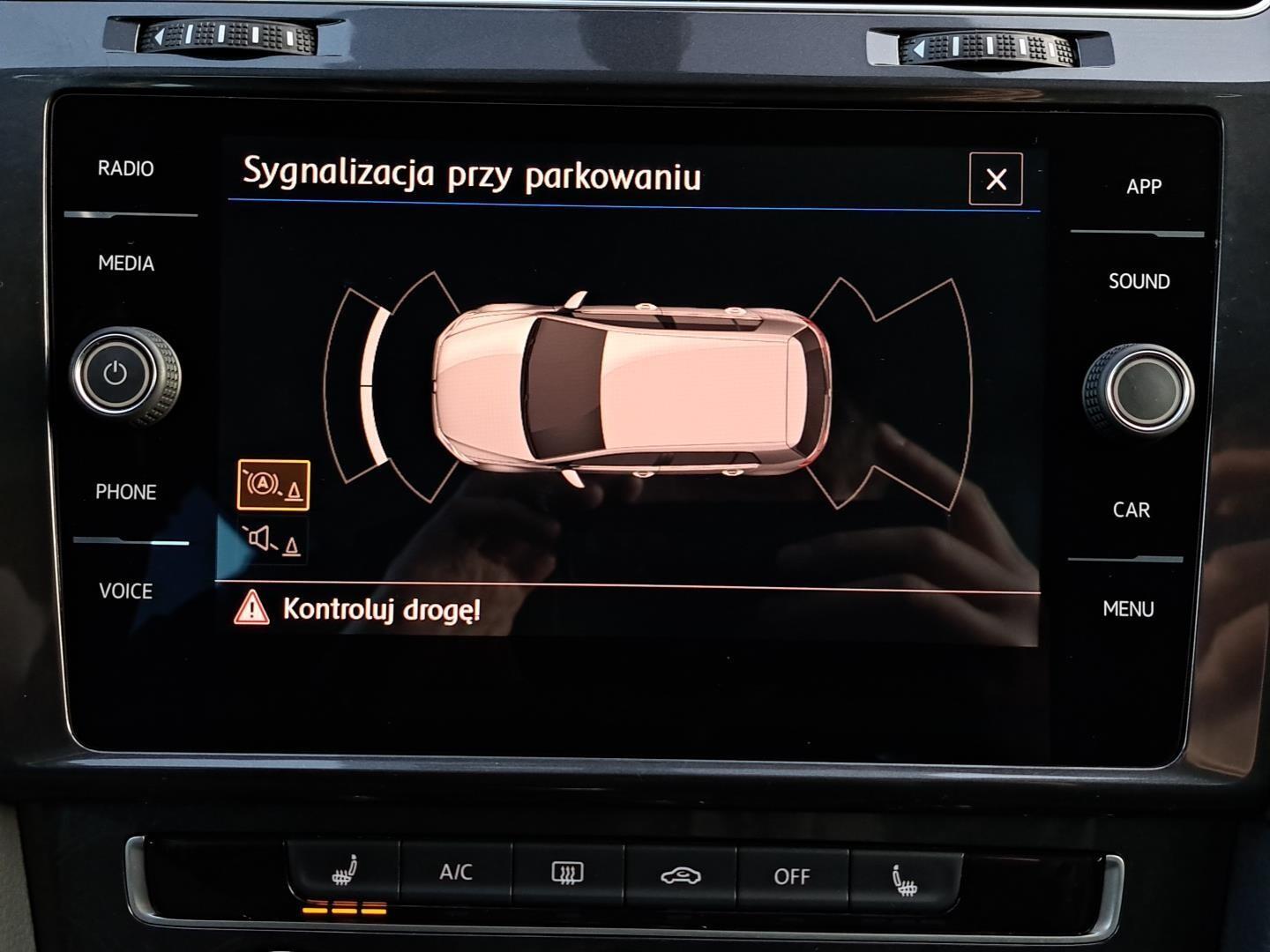 SalonPL 1.4TSI 125KM Comfortline LED ACC Czuj.Park Podgrzew.Fot ASO 28