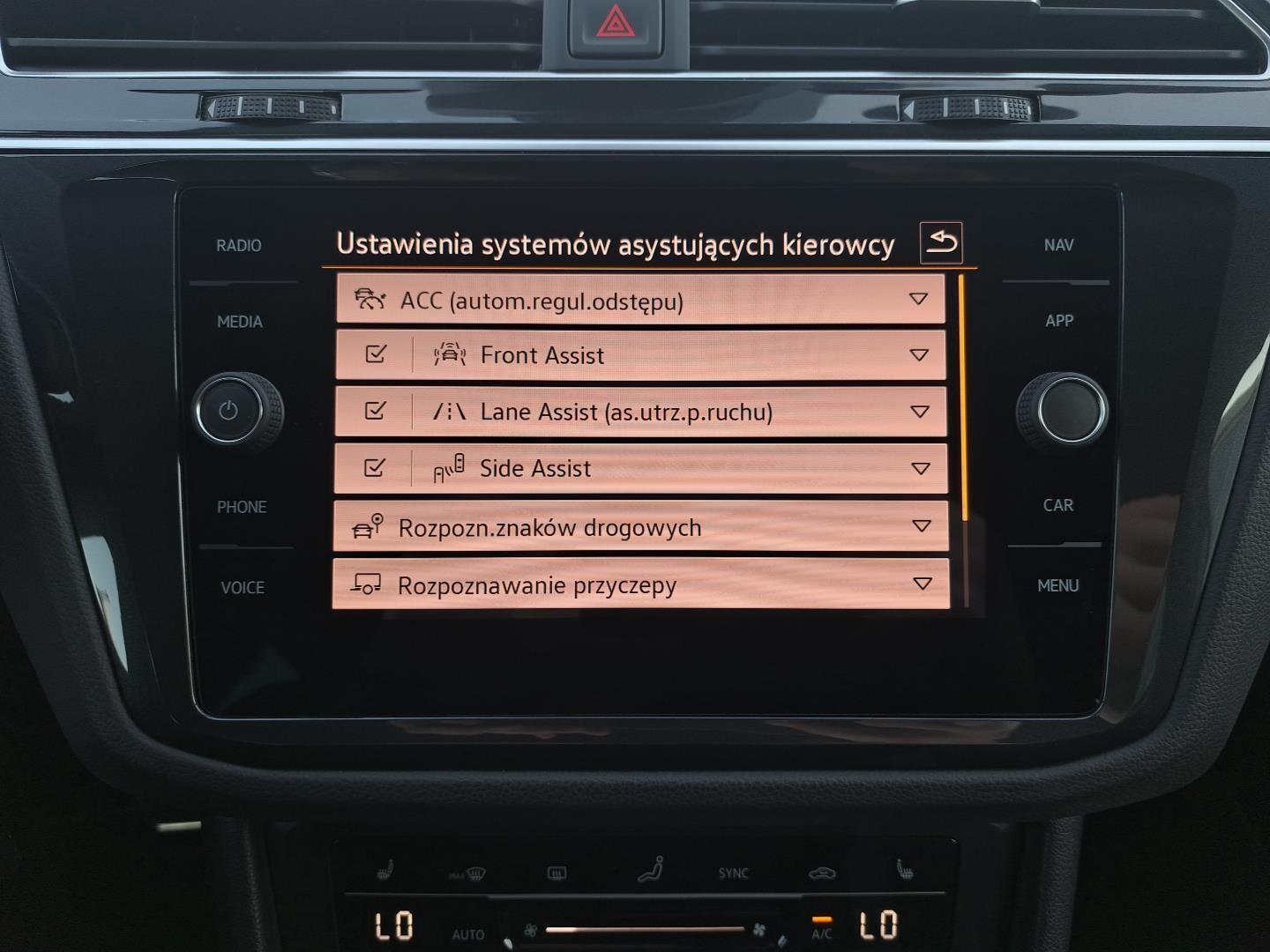 2.0TDI 200KM R-Line 4Motion DSG Matrix ACC DCC Hak Asystenci FV23% 25