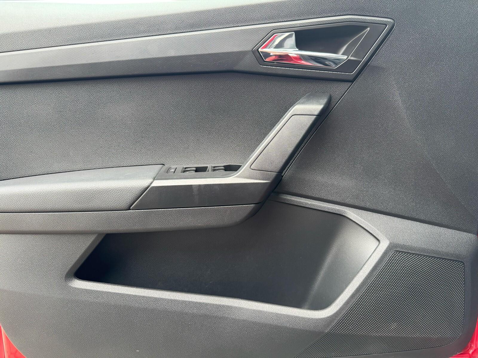 1.0 TSI Style S&S, Tempomat, Niski przebieg, FV23% 10