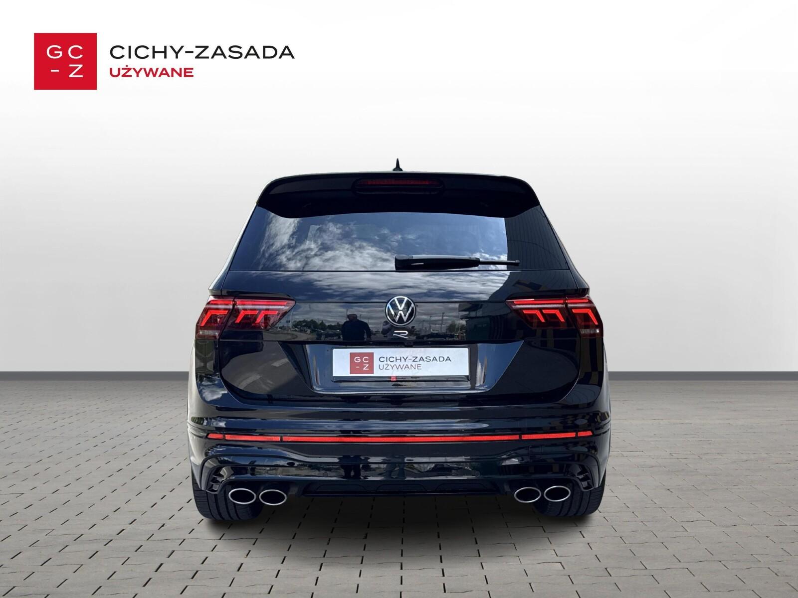 Nawigacja DCC Tempomat Reflektory LED Matrix App Cyfrowe zegary 3