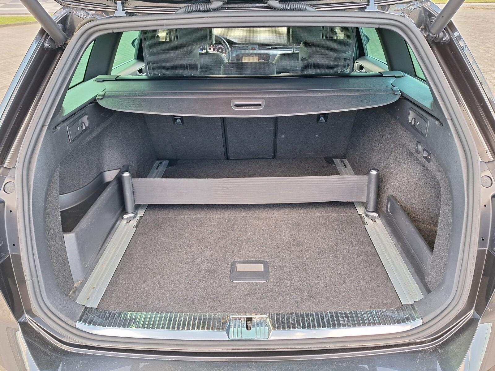 TDI 4Motion 240KM Alltrack | LED Matrix | Hak | Panorama | DCC | FV23% 30