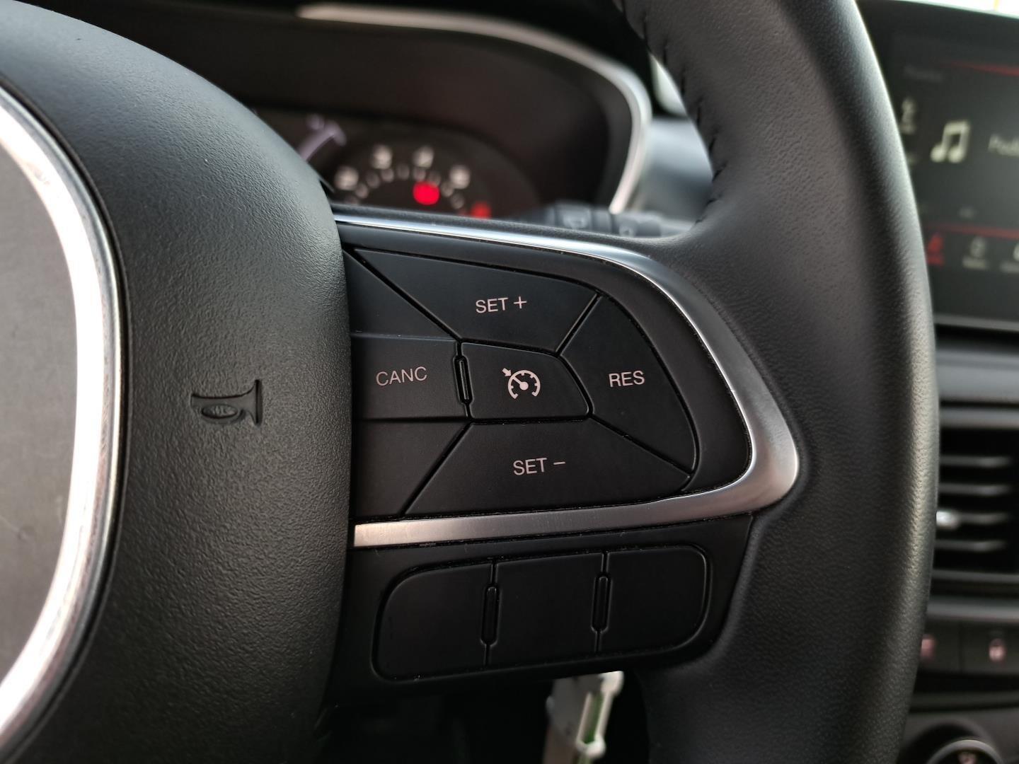 SalonPL 1.4 16V 95KM Lounge Clima.Autom. Alu Czuj.Park Bluetooth ASO 19