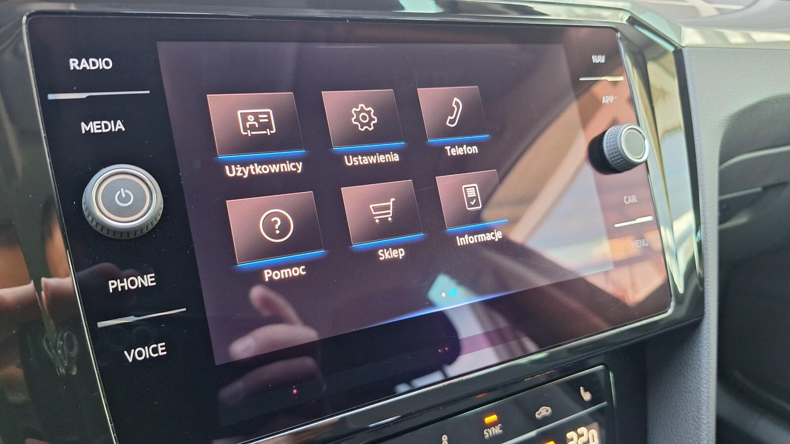 serwisASO 2.0TDI 150KM pakiety LED kamera hak navi AppConnect VAT23% 21