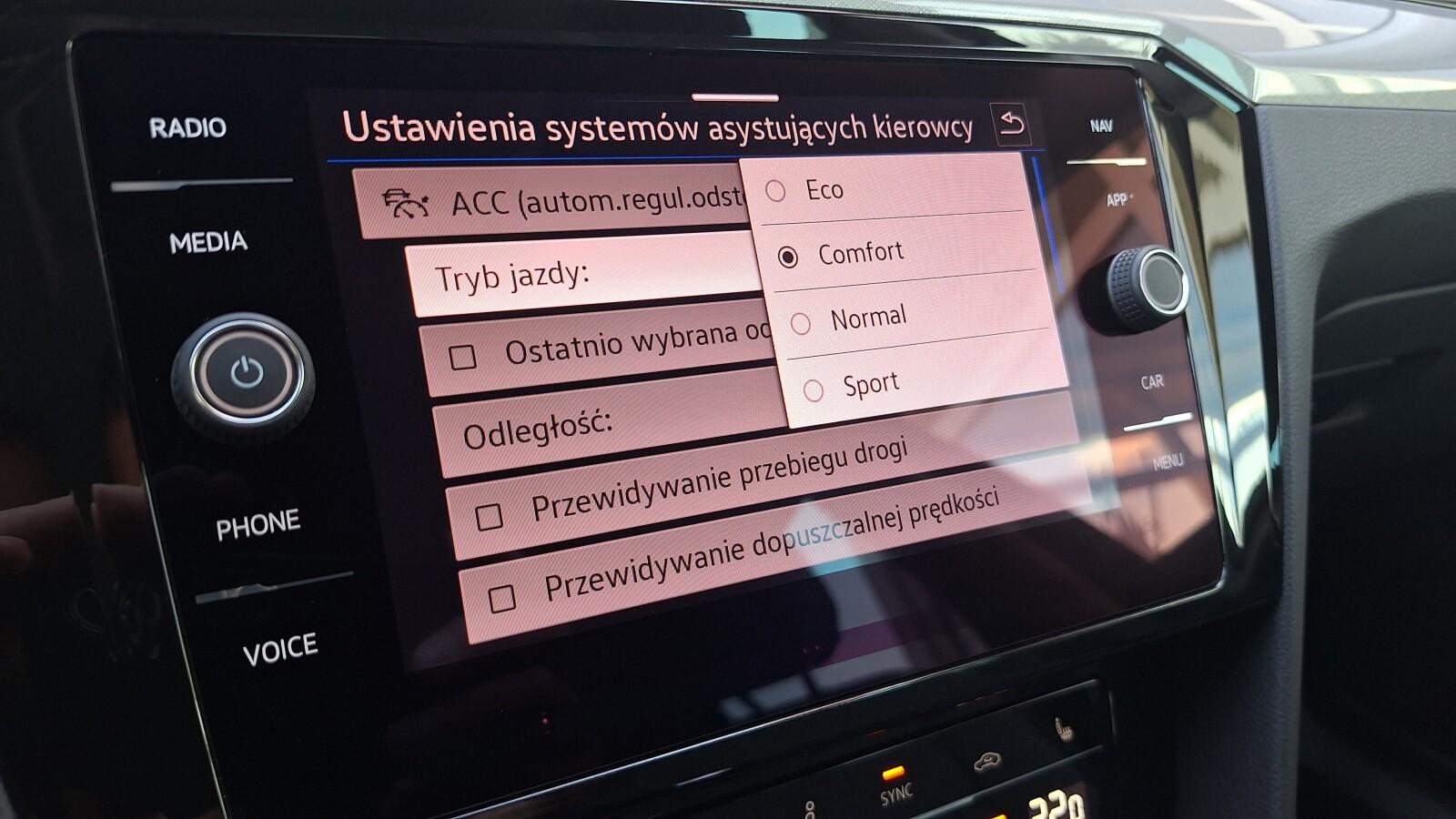 serwisASO 2.0TDI 150KM pakiety LED kamera hak navi AppConnect VAT23% 25