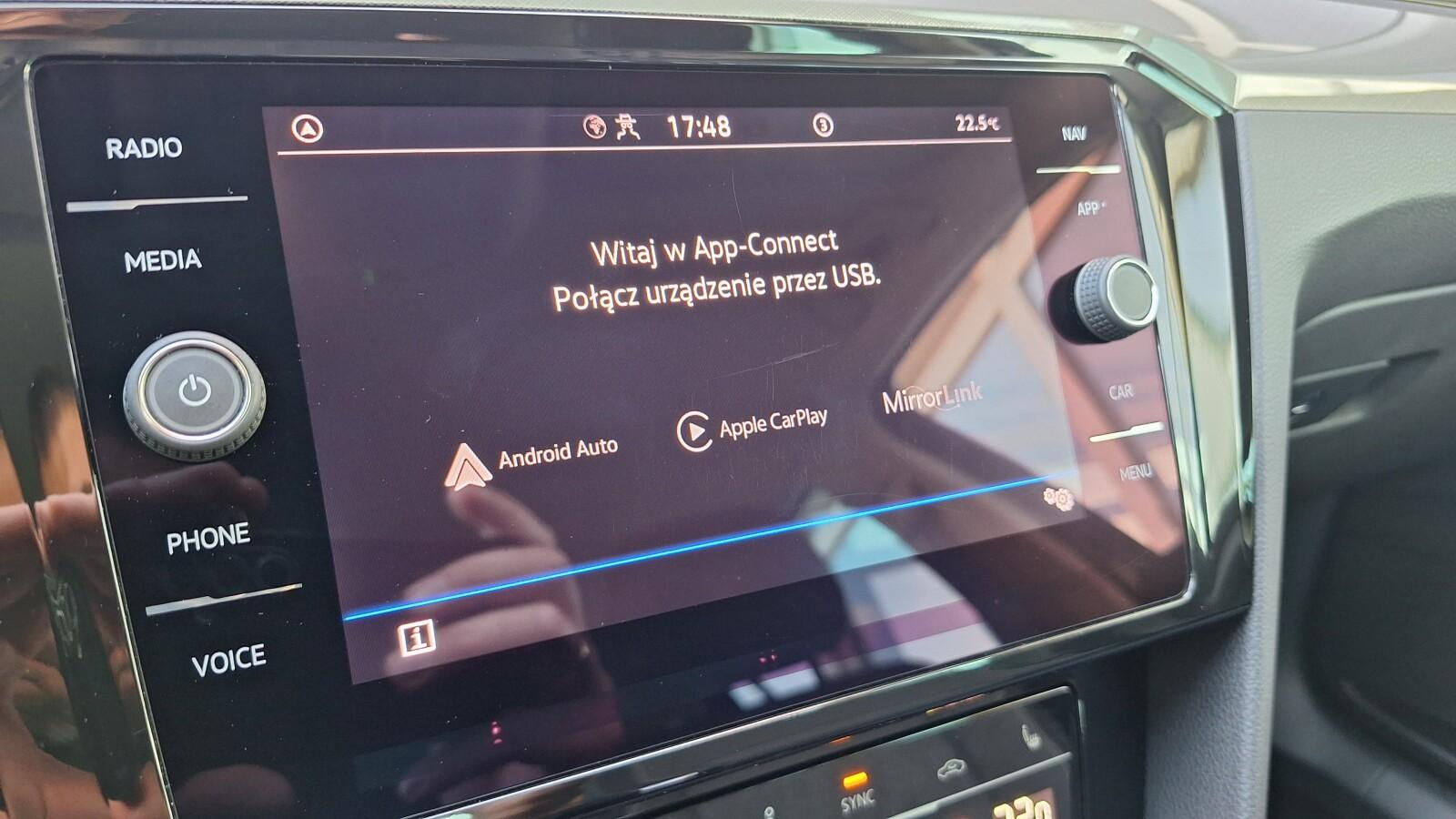 serwisASO 2.0TDI 150KM pakiety LED kamera hak navi AppConnect VAT23% 29