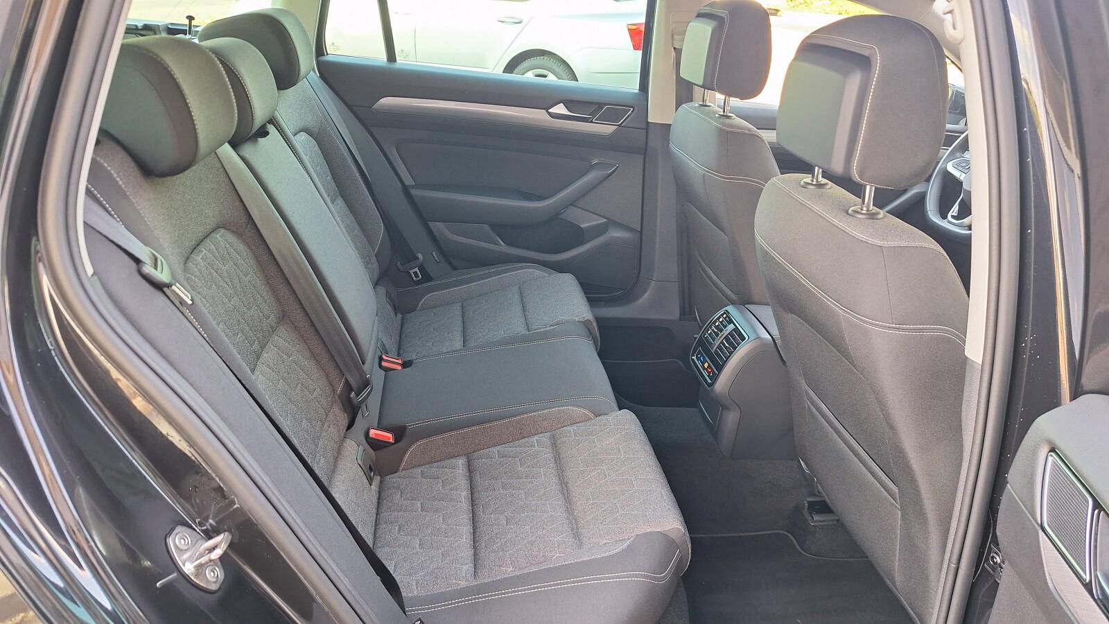 serwisASO 2.0TDI 150KM pakiety LED kamera hak navi AppConnect VAT23% 15
